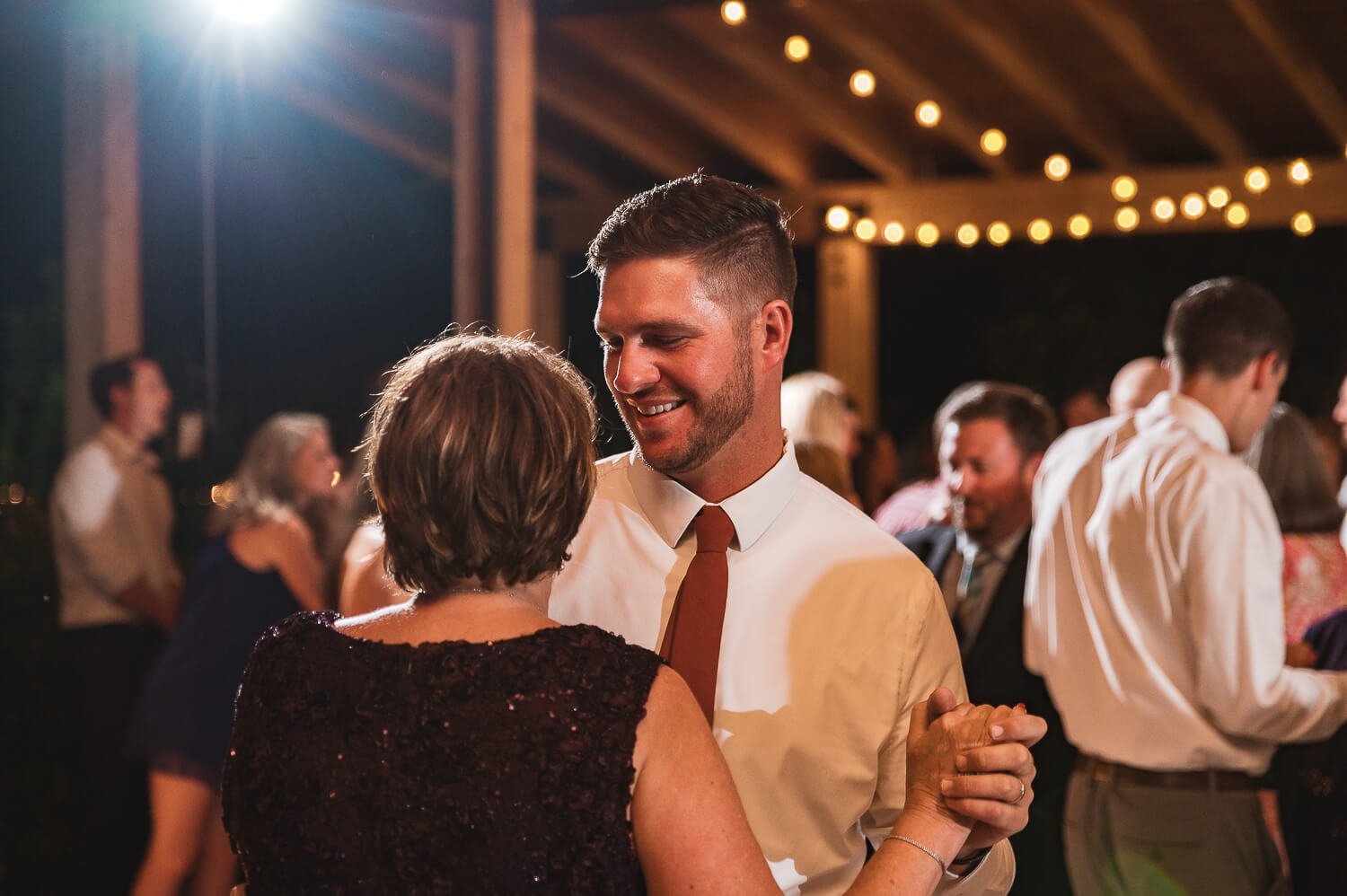 the-barn-at-raccoon-creek-wedding-colorado-wedding-photographer-64.jpg