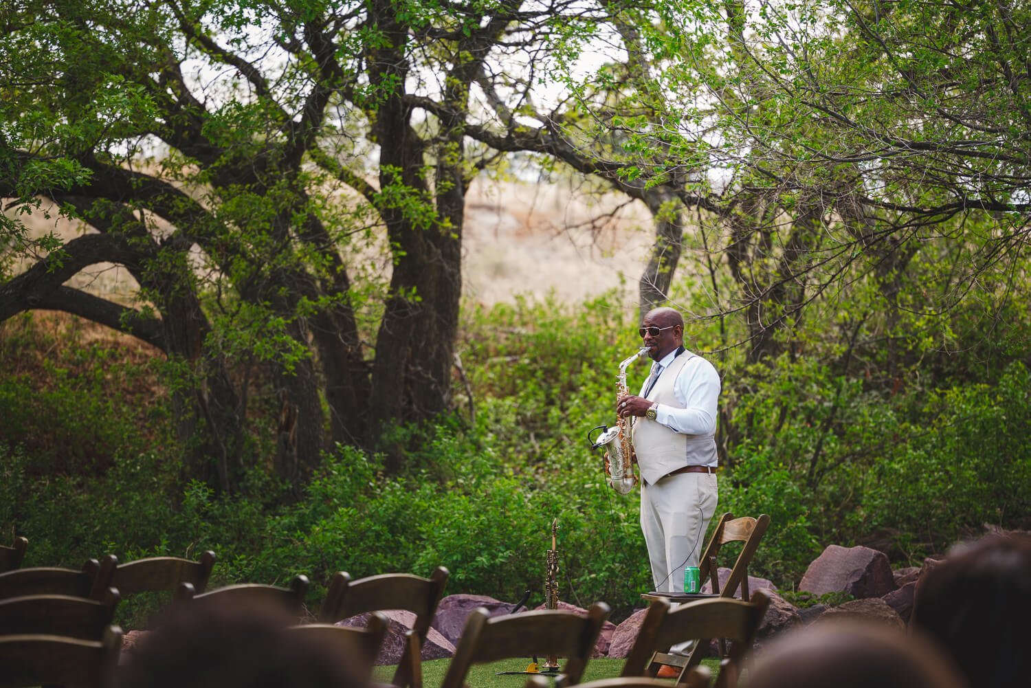 colorado-springs-wedding-photographer-live-saxophone-player.jpg