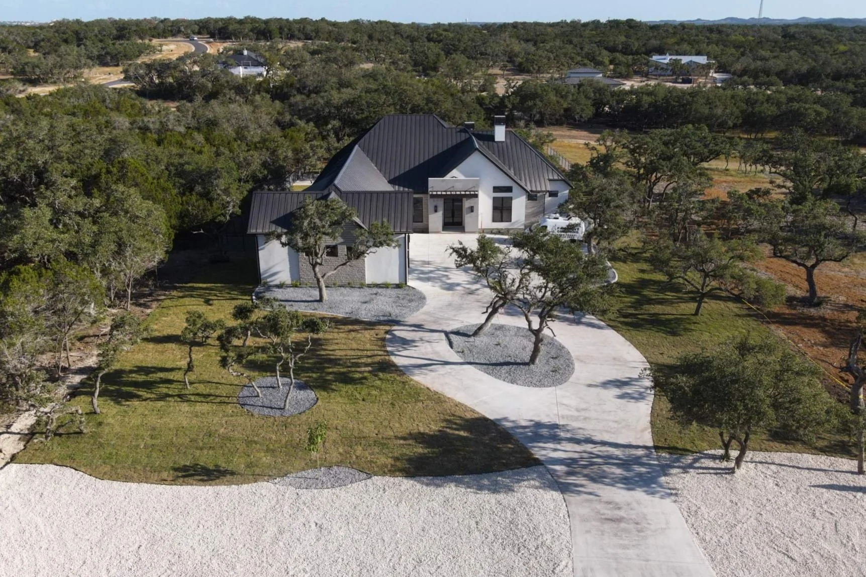 Belle Oaks landscaping