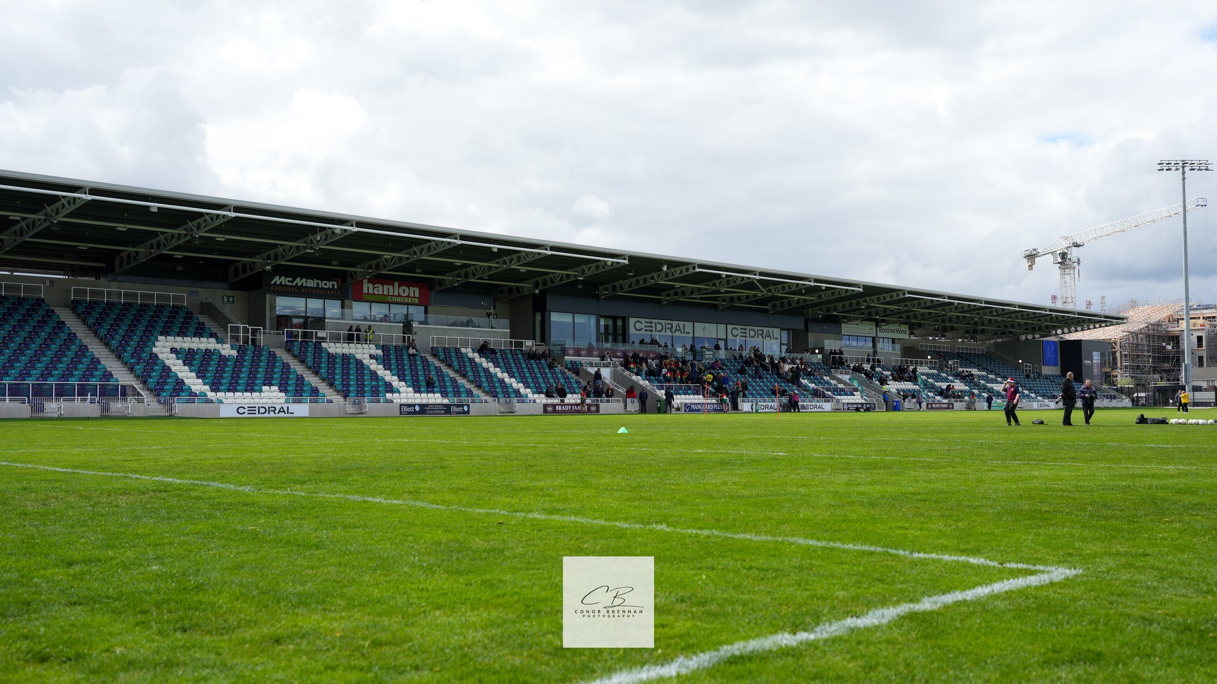 CB206071.jpg