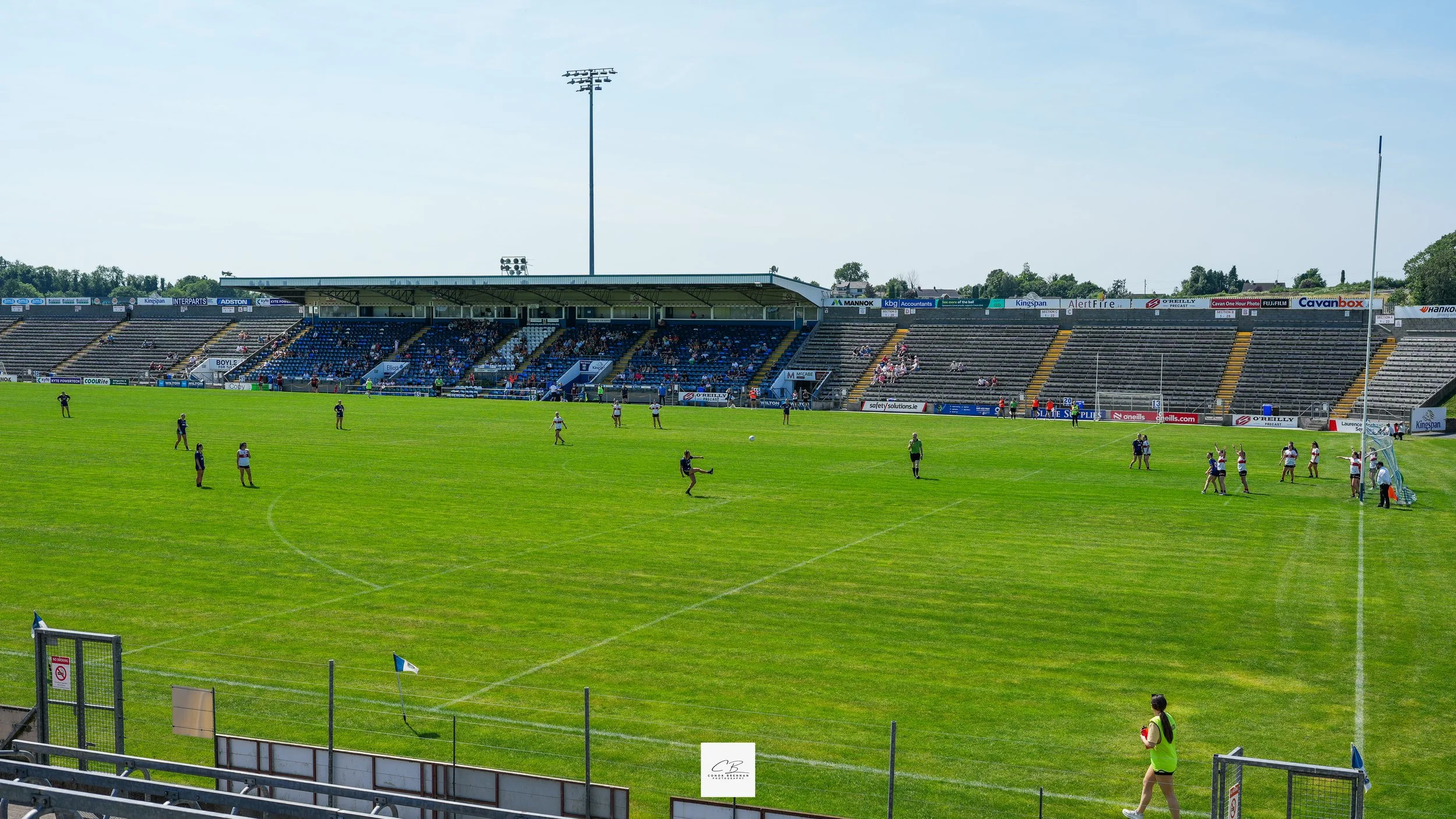CB206939.jpg