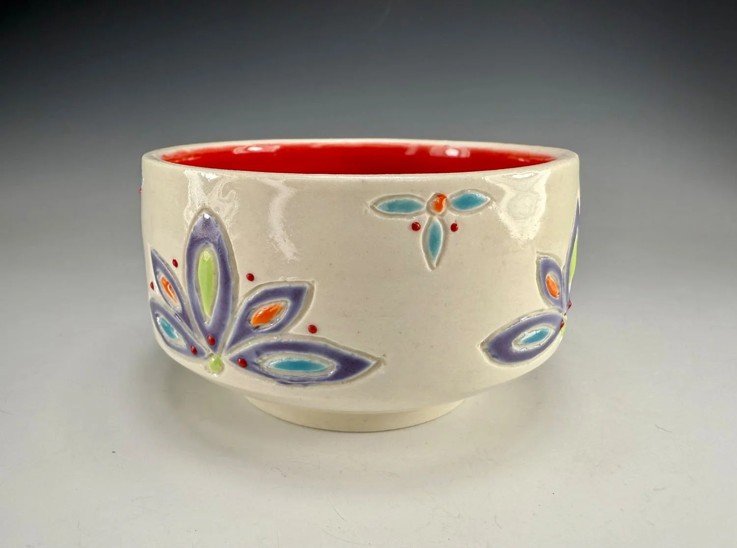 Carved porcelain everything bowl