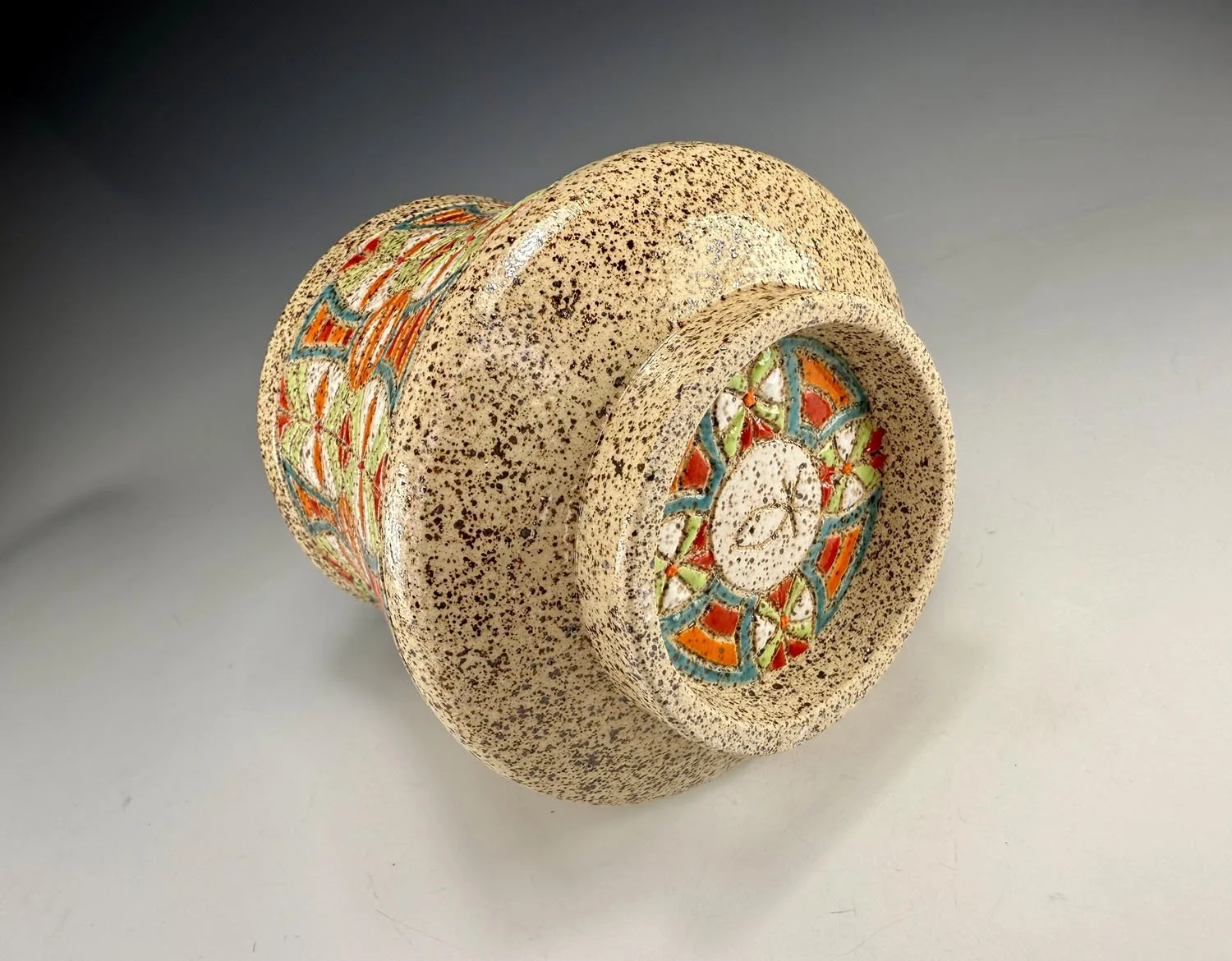 Bottom design on Shields stoneware cup bowl