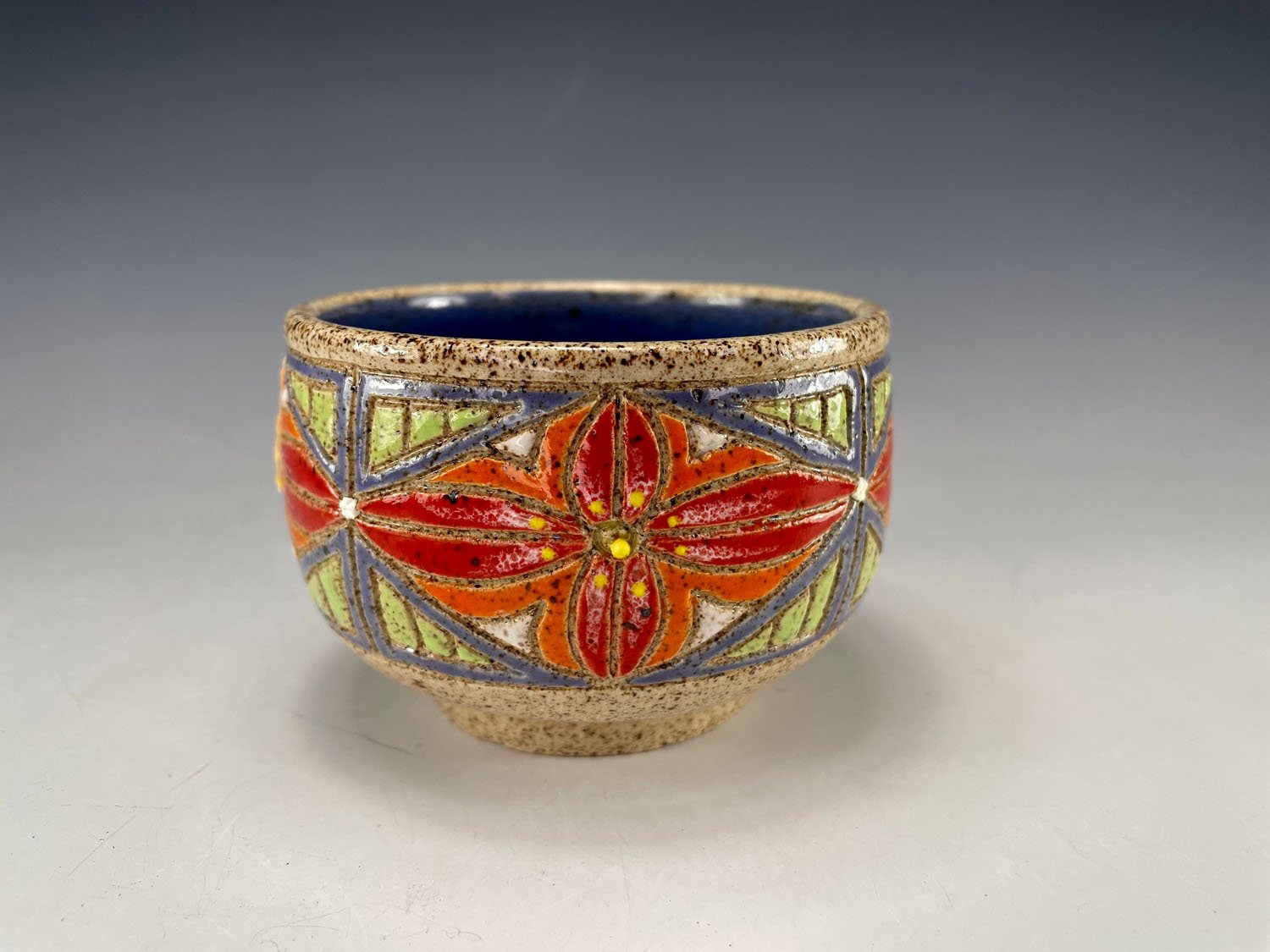 Carved red flower stoneware bowl cup