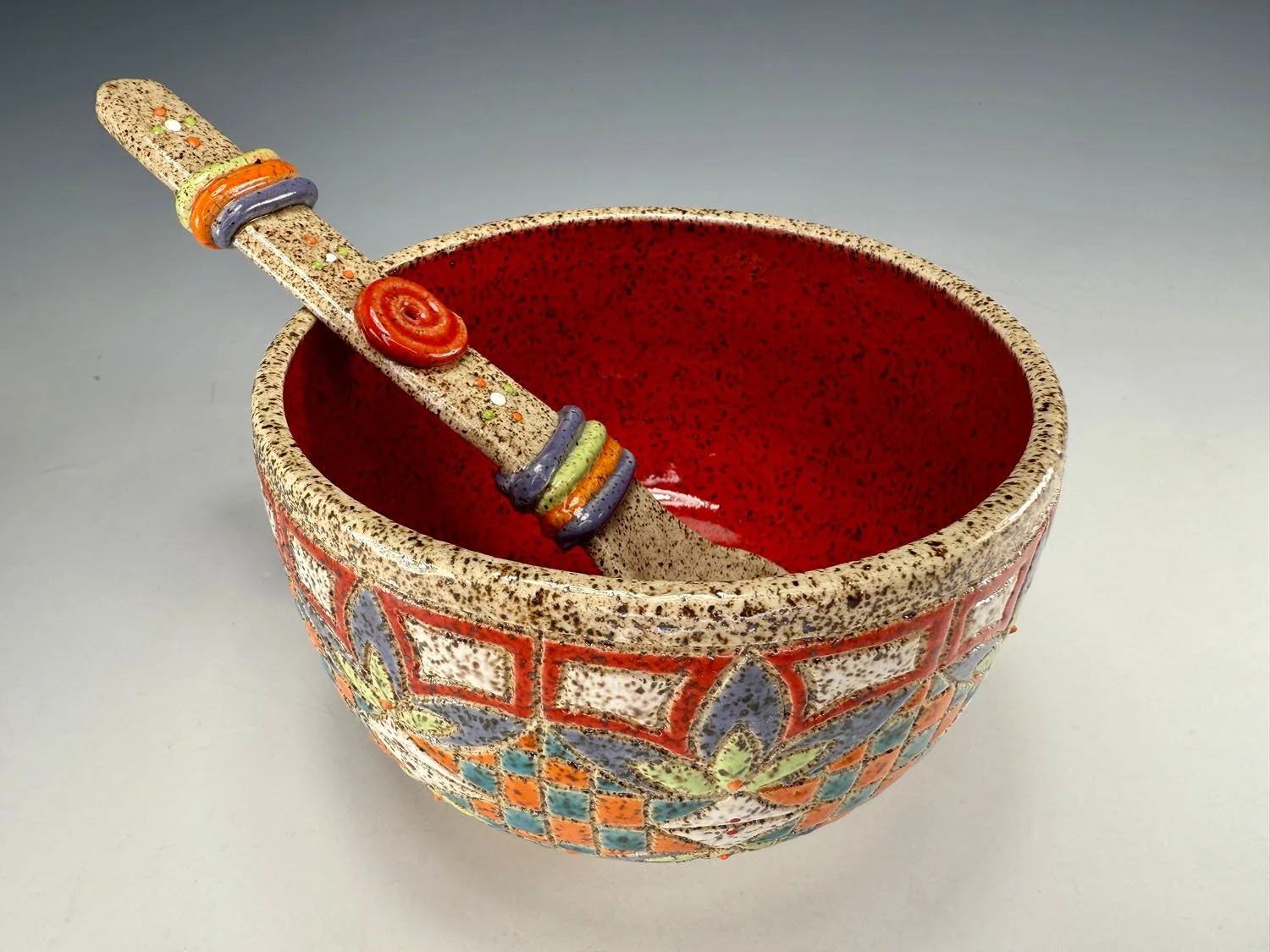 Stoneware bowl and spoon set