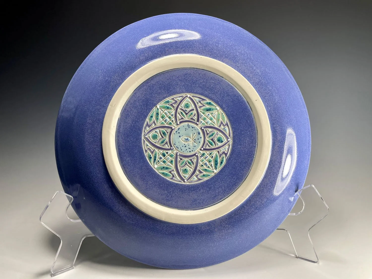 Back design of Hand carved blue porcelain platter plate with blue green design