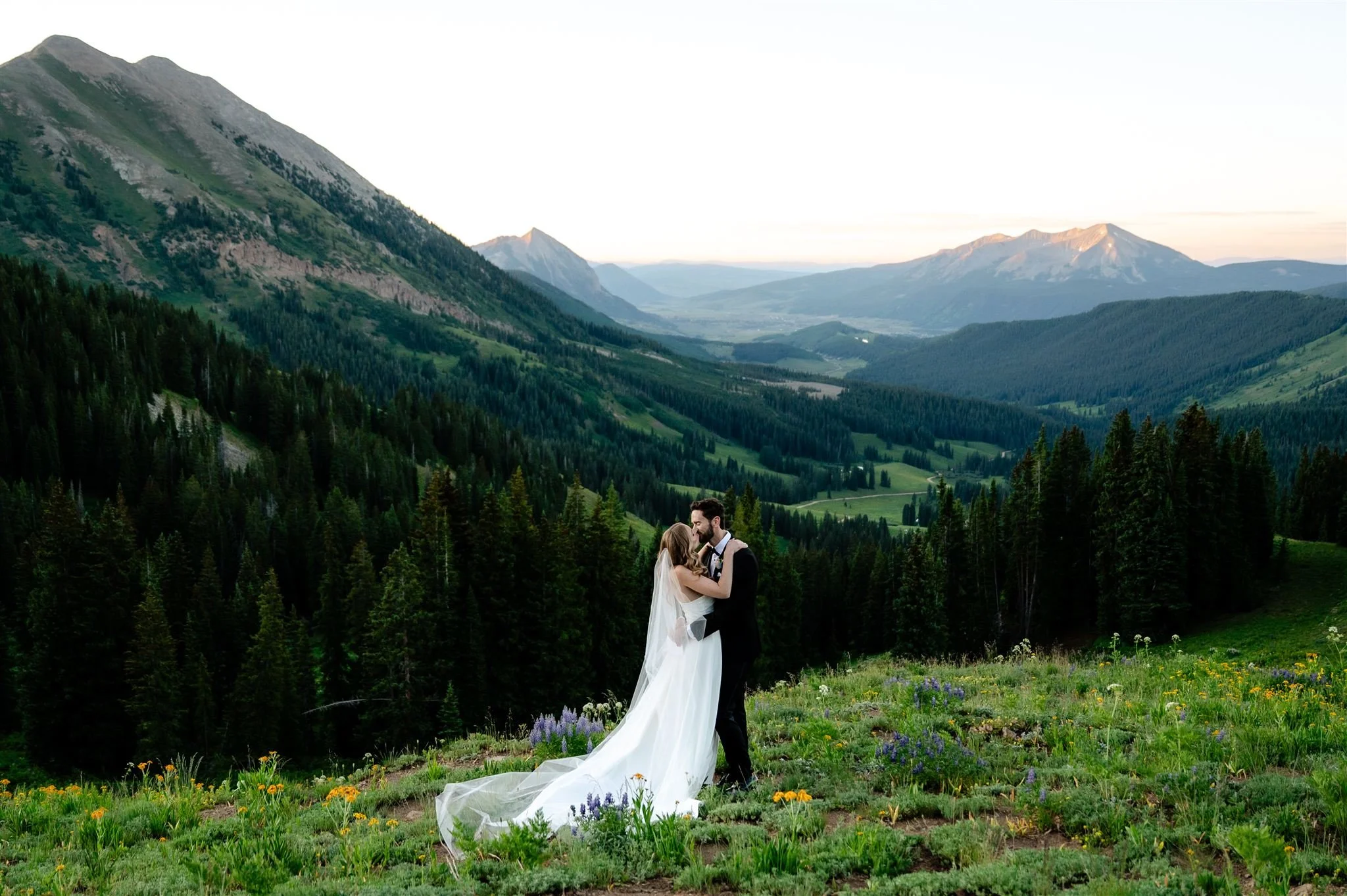Authentic-Collective-D-K-Elopement-42_websize.jpg