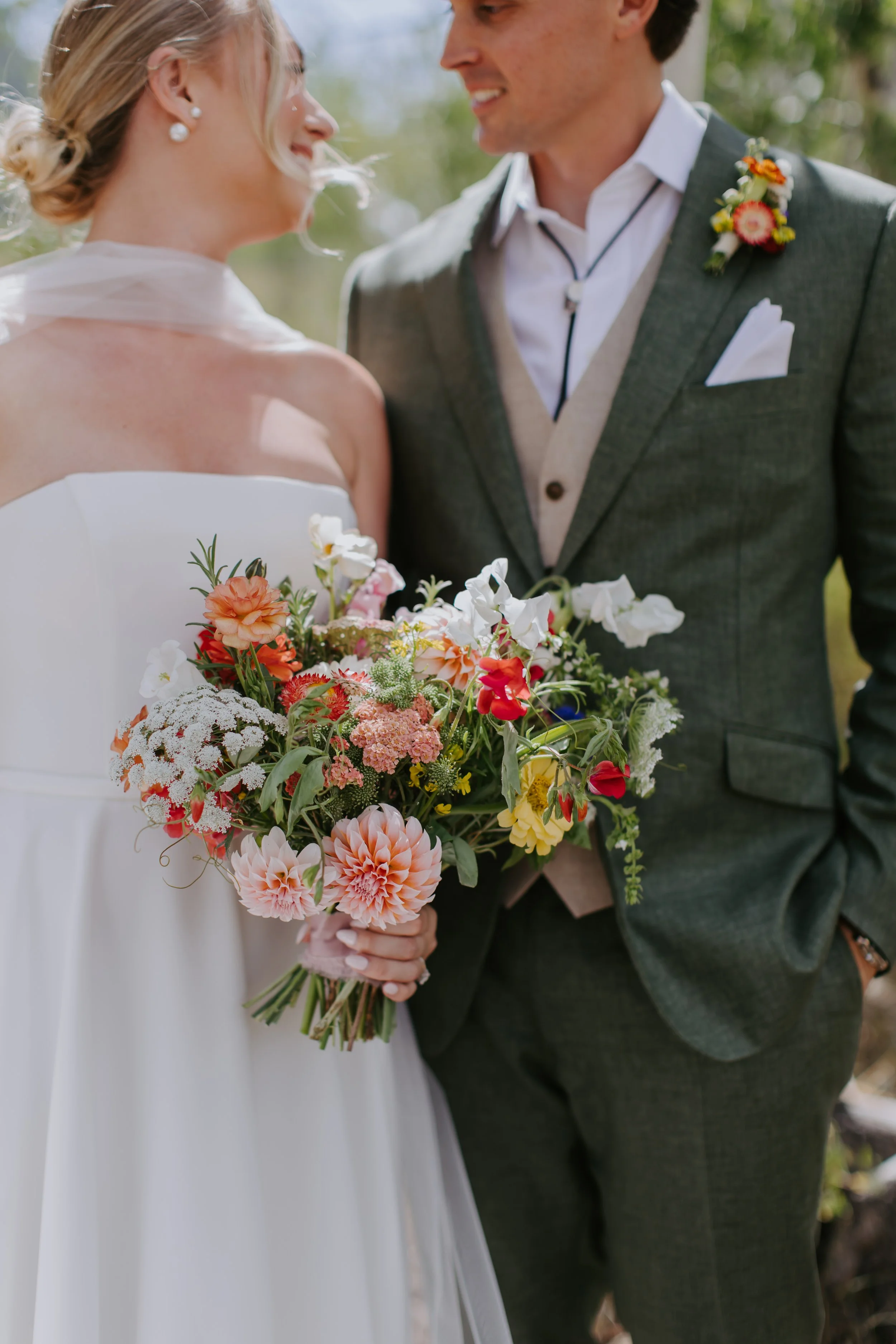 Kristina-Ronnie-Crested-Butte-Wedding-Erika-El-Photography0191.jpg