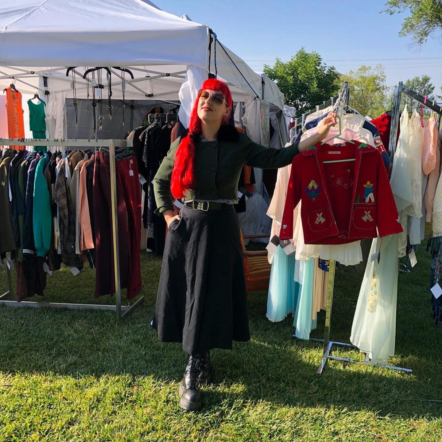 We are so excited to bring this amazing vintage clothing vendor to our May 6 market at Fort Missoula! Betty V Vintage is an expert at curating unique and trendy pieces for their booth, so be sure to stop by and check out their booth on May 6. Tag a f