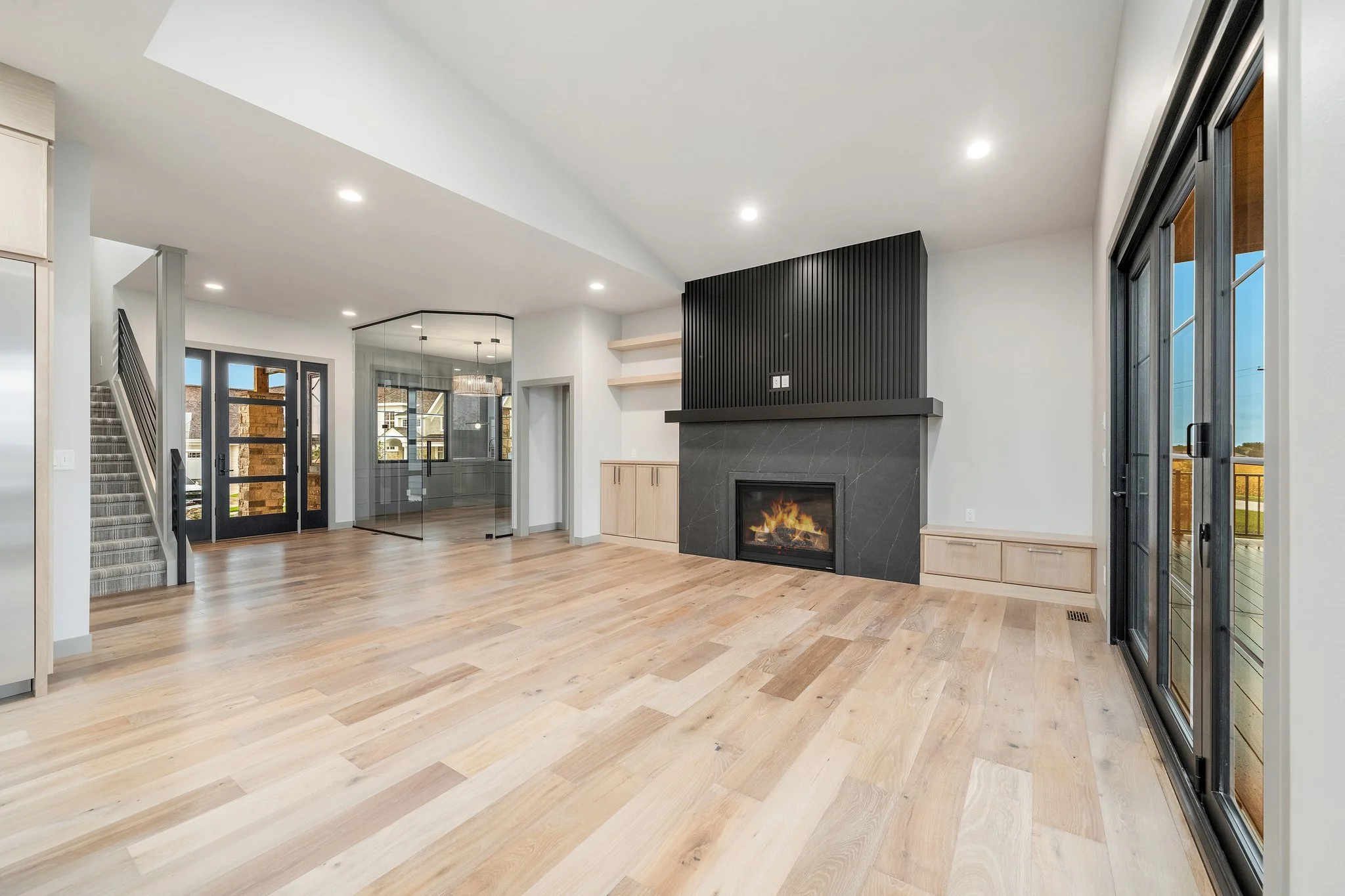 14-web-or-mls-8317 Timber Oak Cir-053.jpg