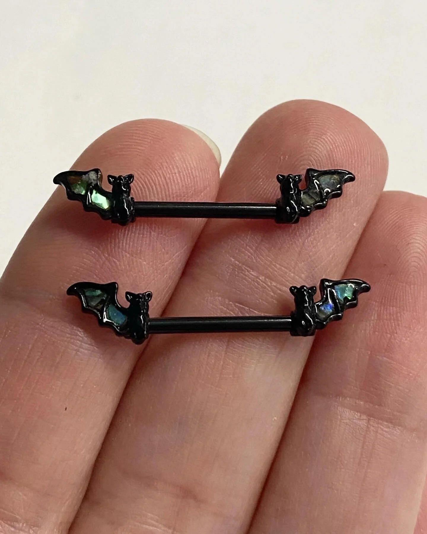 6D0E510D-7EA7-42CC-887B-25E4C99B4B92