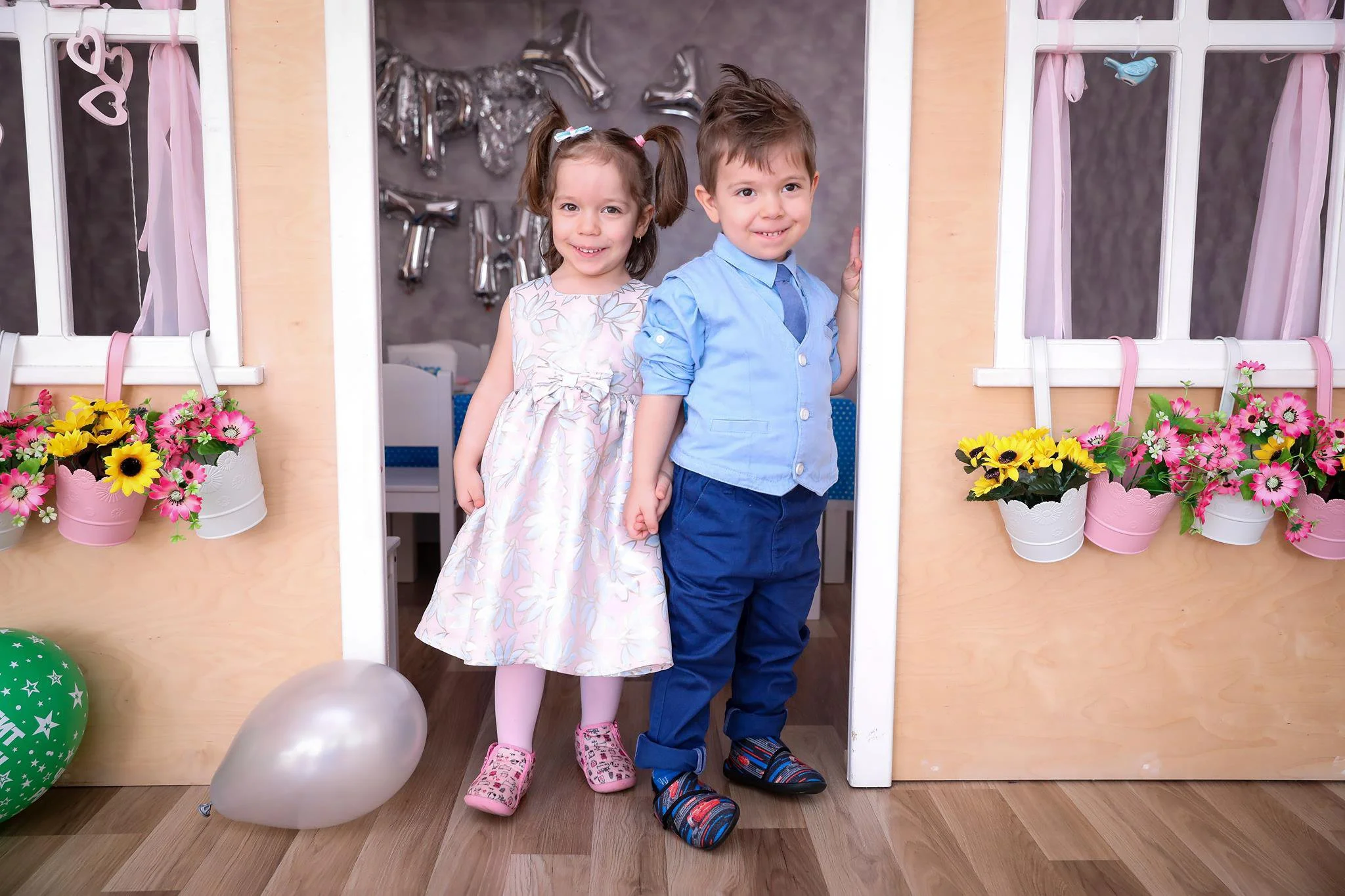 53462632_1173698922790260_993224883850706944_n copy.jpg