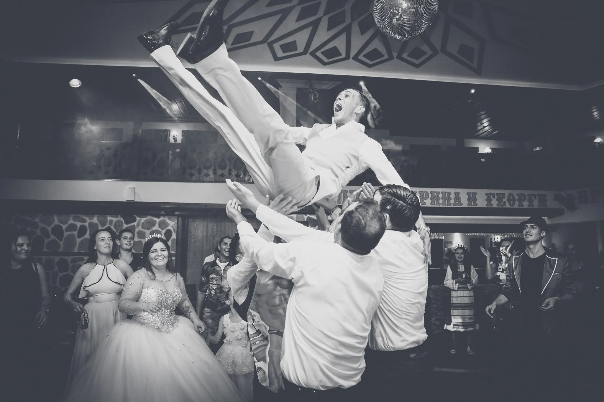 48424249_1124997184327101_3157583763299368960_n copy.jpg