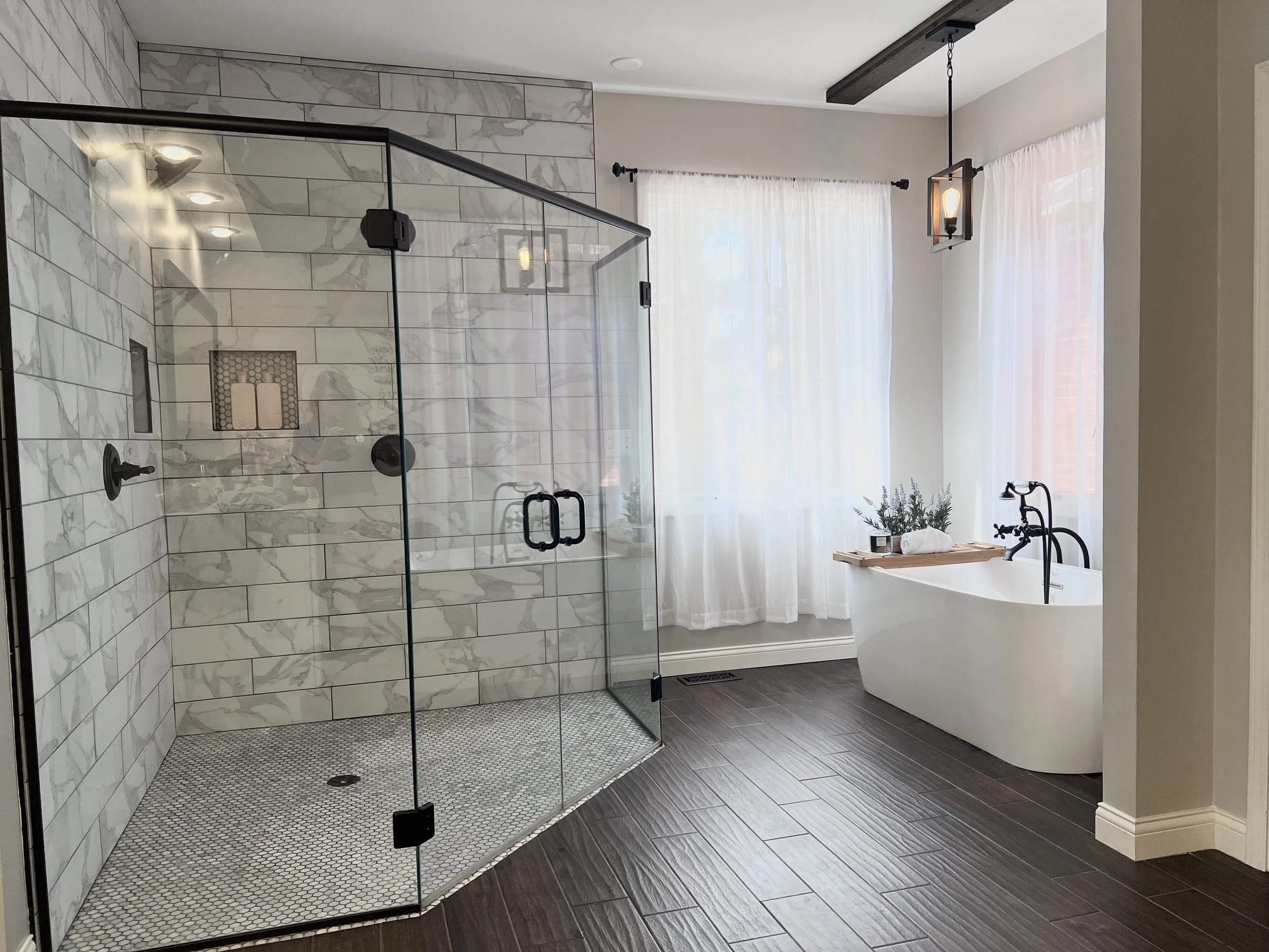rhi master bath.jpg