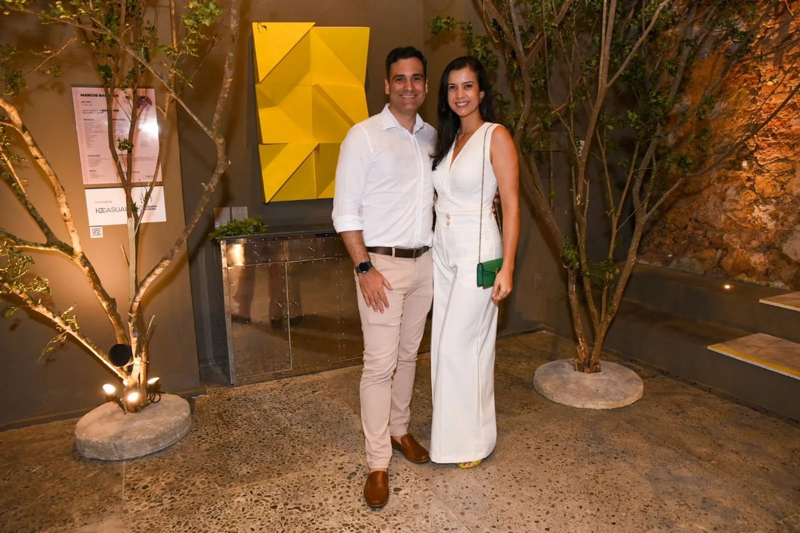 Casas Conceito decoration show launches book during party in Carmo