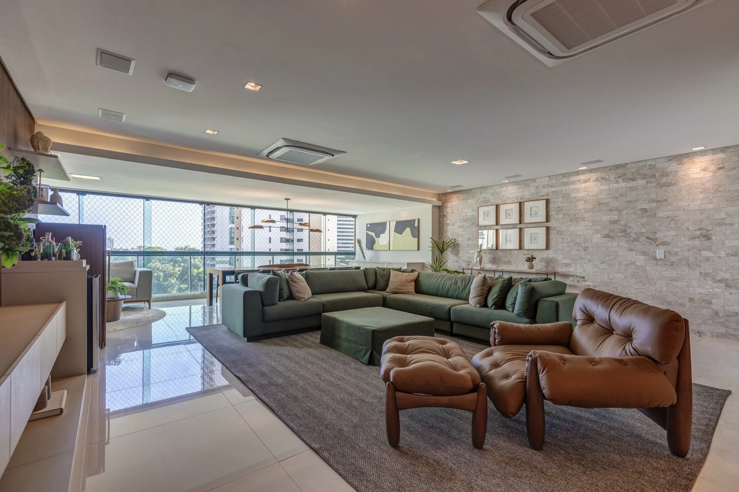 Reforma Apartamento - Villaggio Panamby - Horto Florestal - Living Poltrona Mole - Pinheiro Martinez Arquitetura