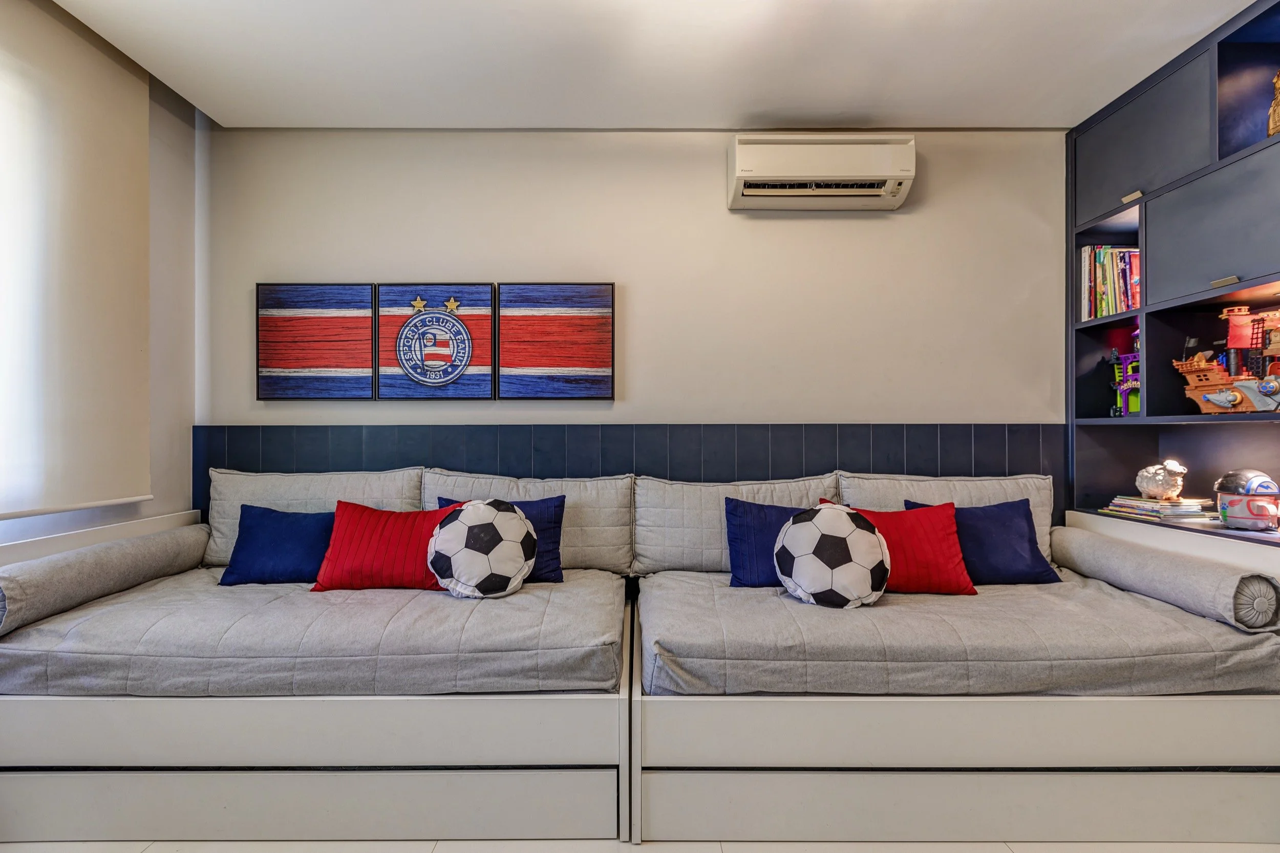 Reforma Apartamento - Villaggio Panamby - Horto Florestal - Suíte Infantil Temática Tricolor - Pinheiro Martinez Arquitetura