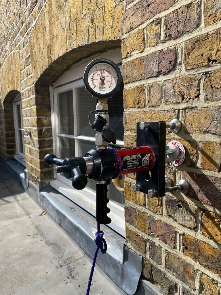 Stretch tent anchors pull test