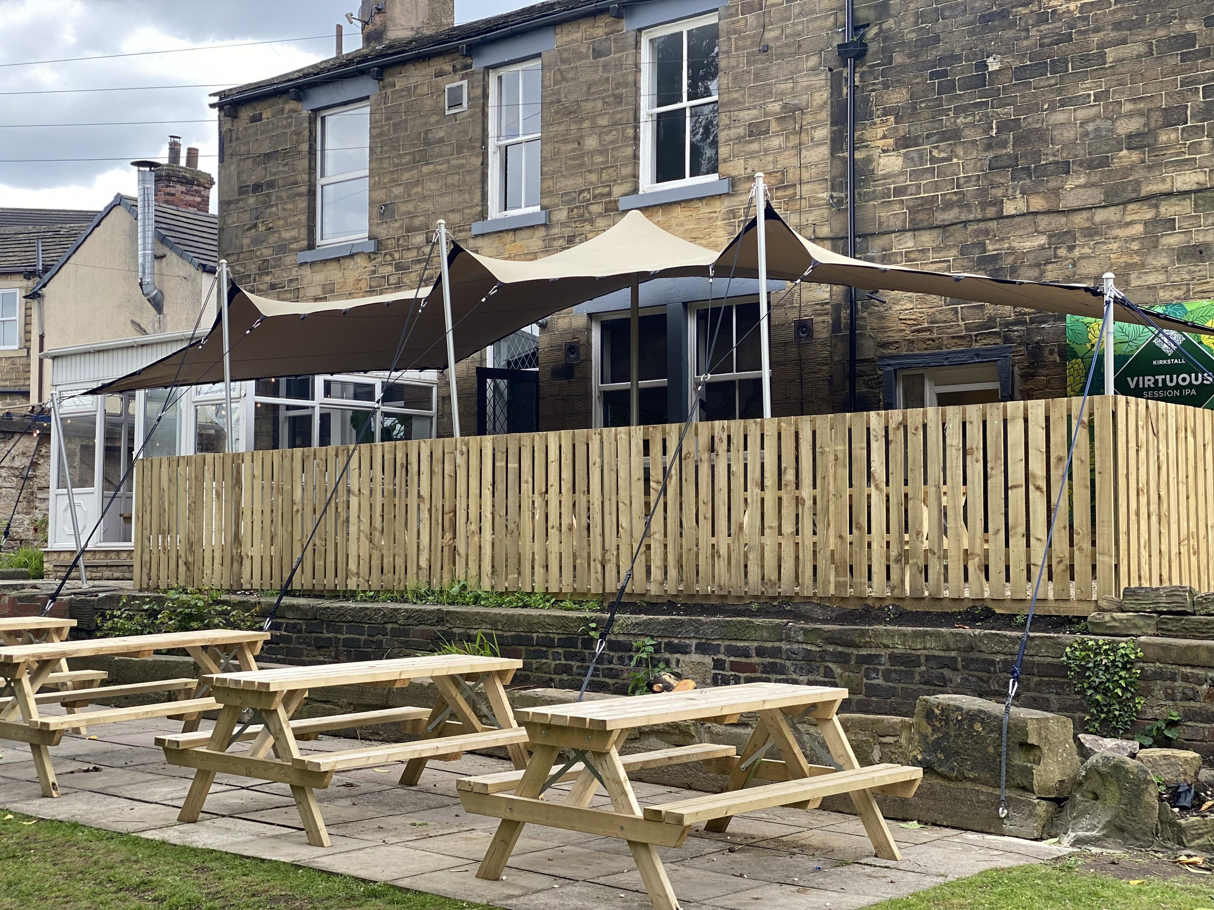 Stretch tents
Event tents
Outdoor tents
Flexible tent structures
Tensile fabric structures
Stretch fabric canopies
Weather-resistant tents
Customized stretch shelters
Portable stretch marquees
Pop-up event tents
Stretch tent rentals
Wedding tent solu