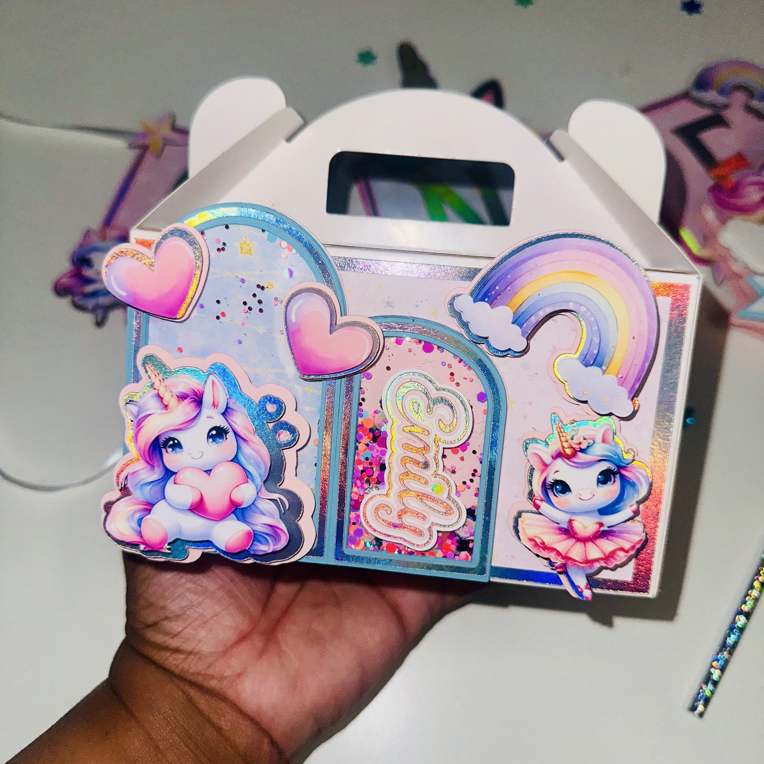 Unicorn Shaker Gable Gift Box