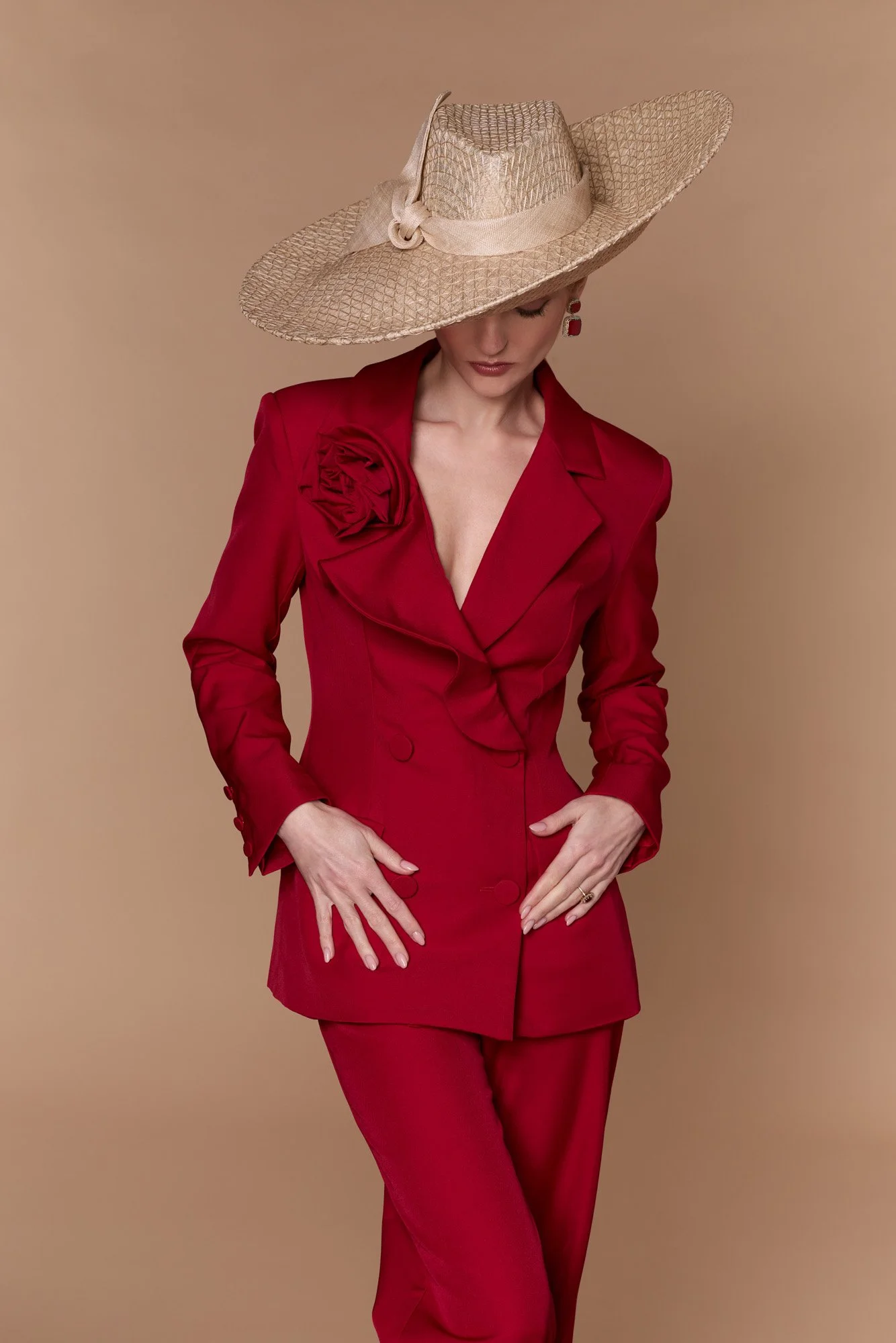 R2687        1743.jpg