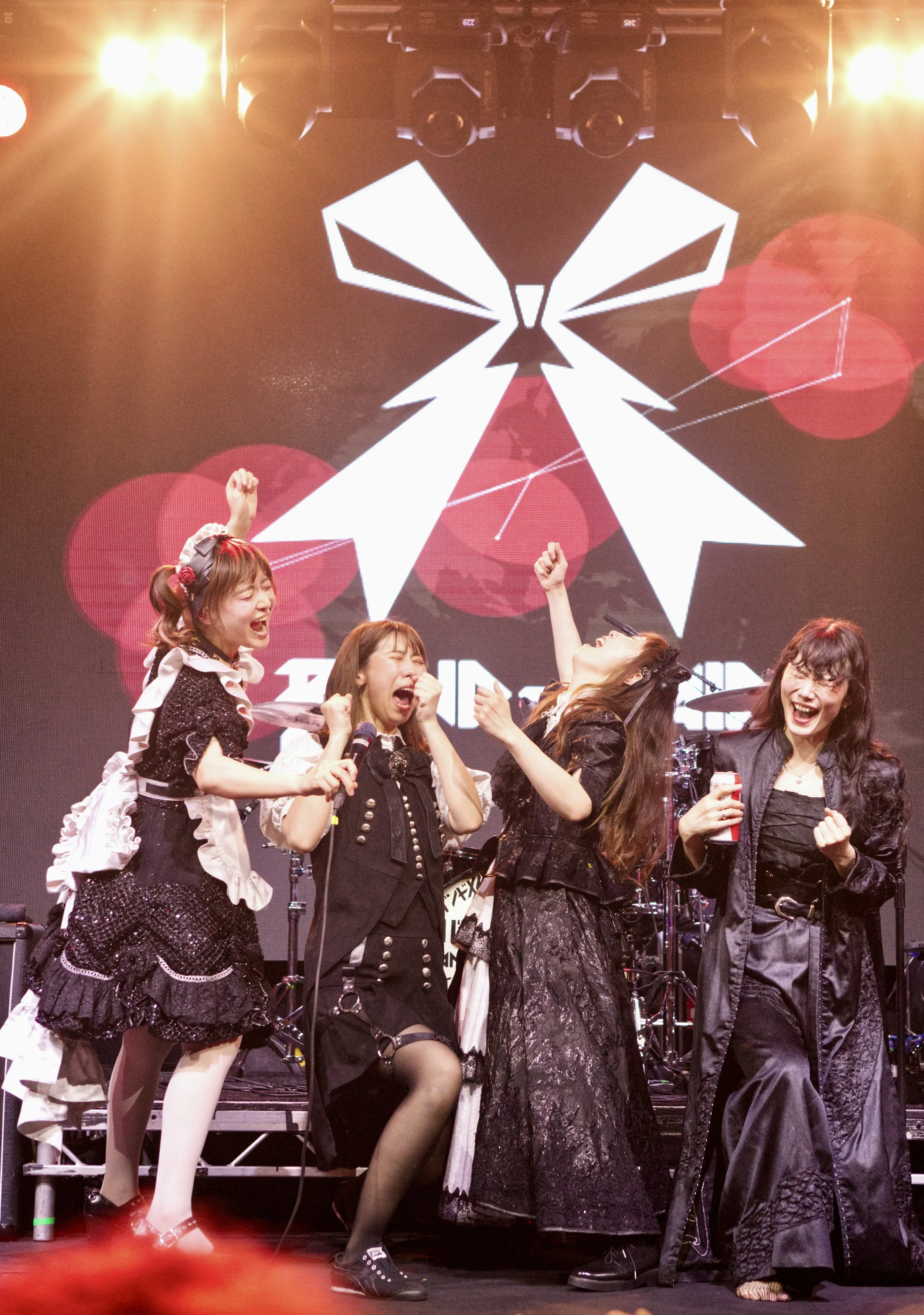 Band maid 3.jpg