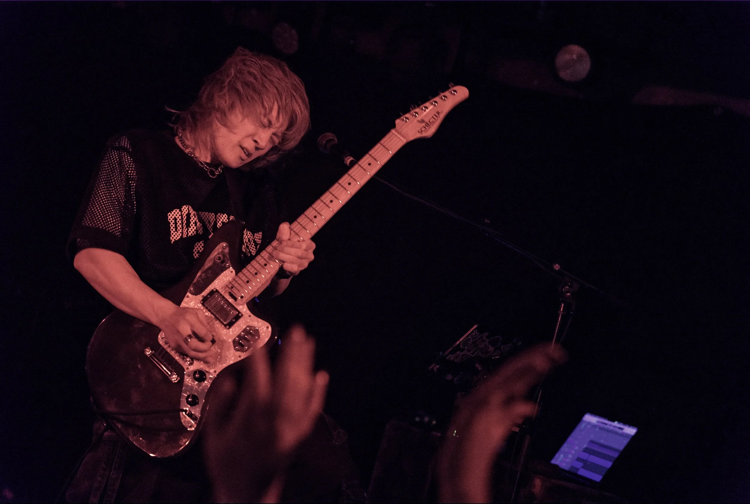 Guitarist AVO HD 8.jpg