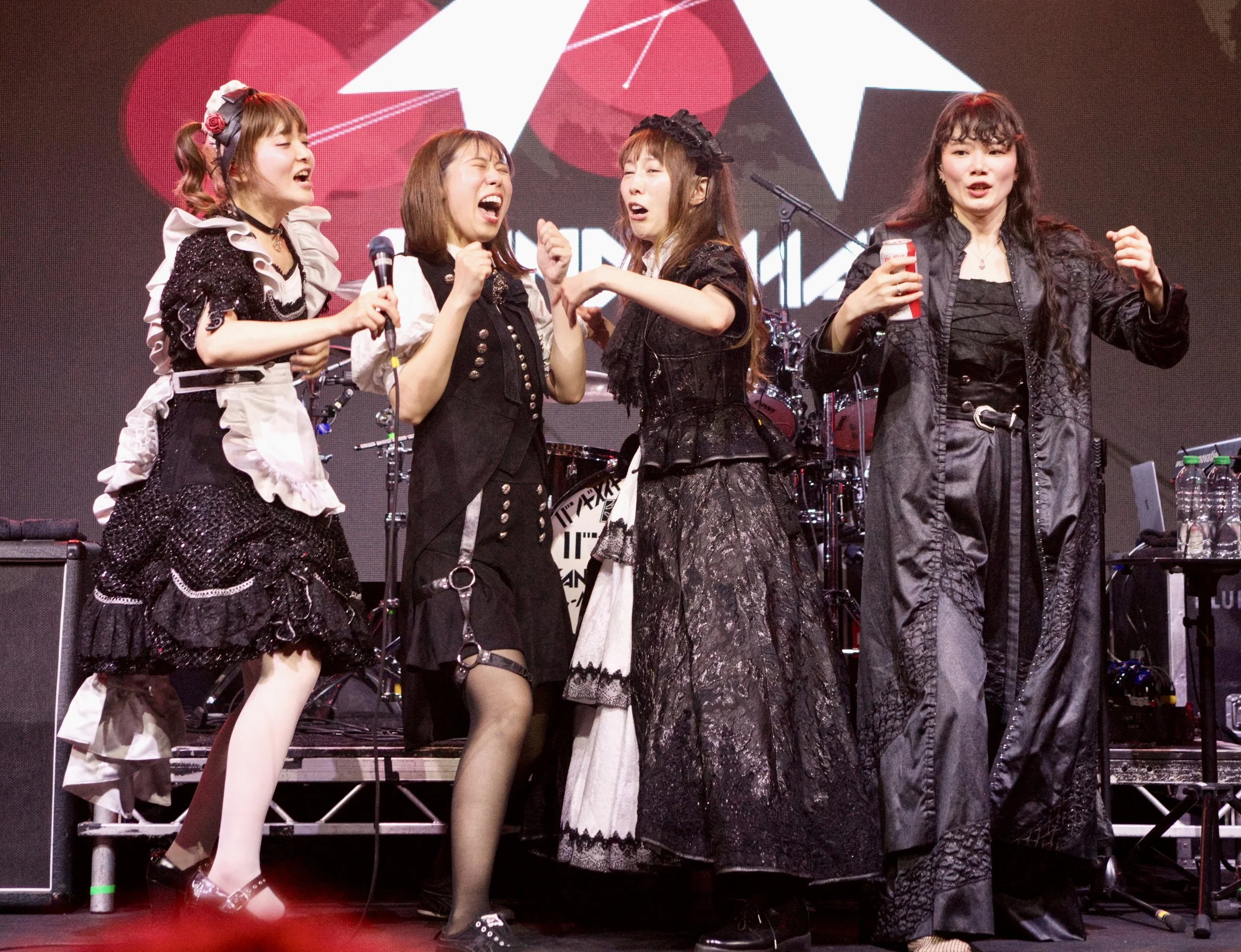 Band maid chill 3.jpg