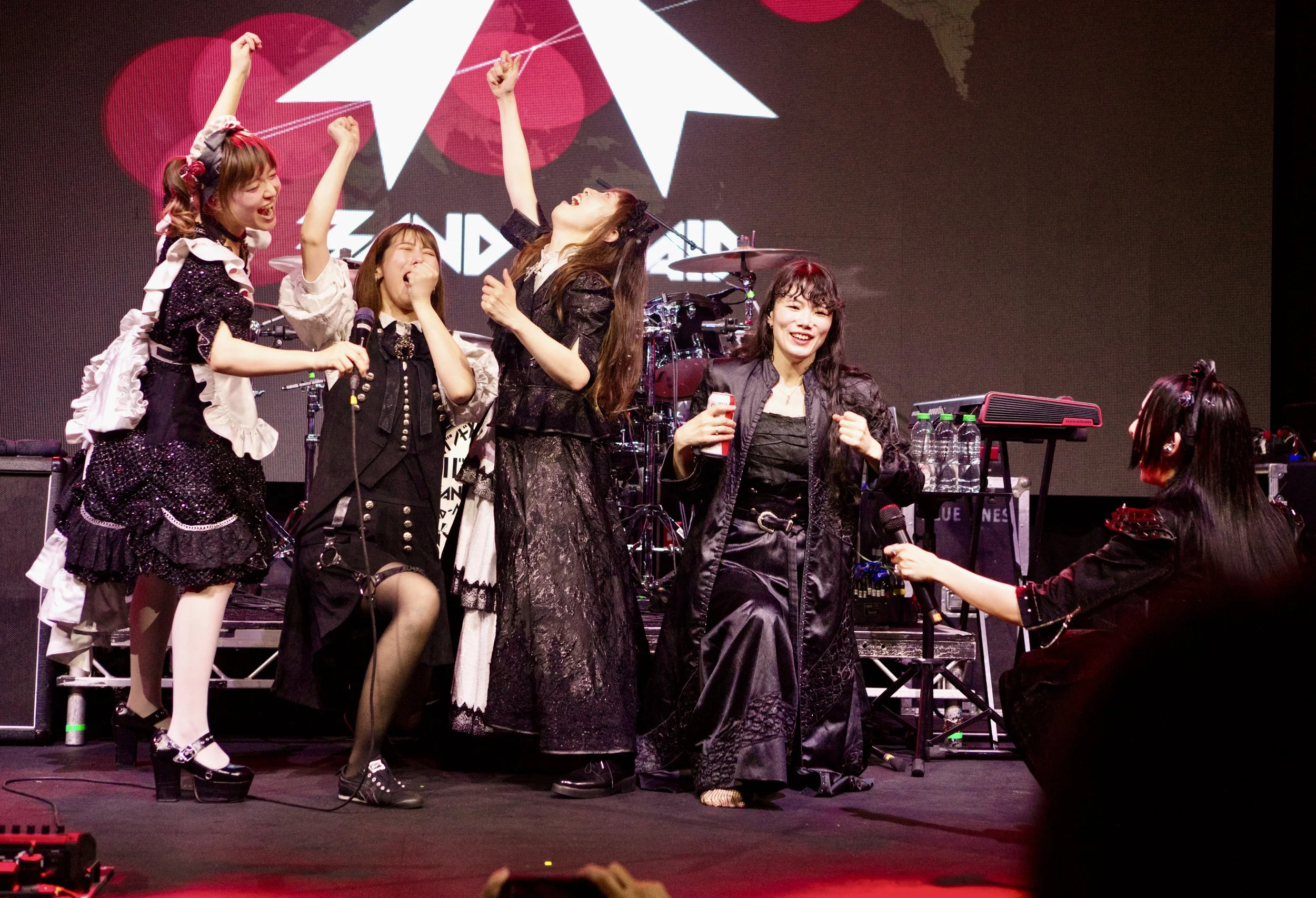 Band maid 2.jpg
