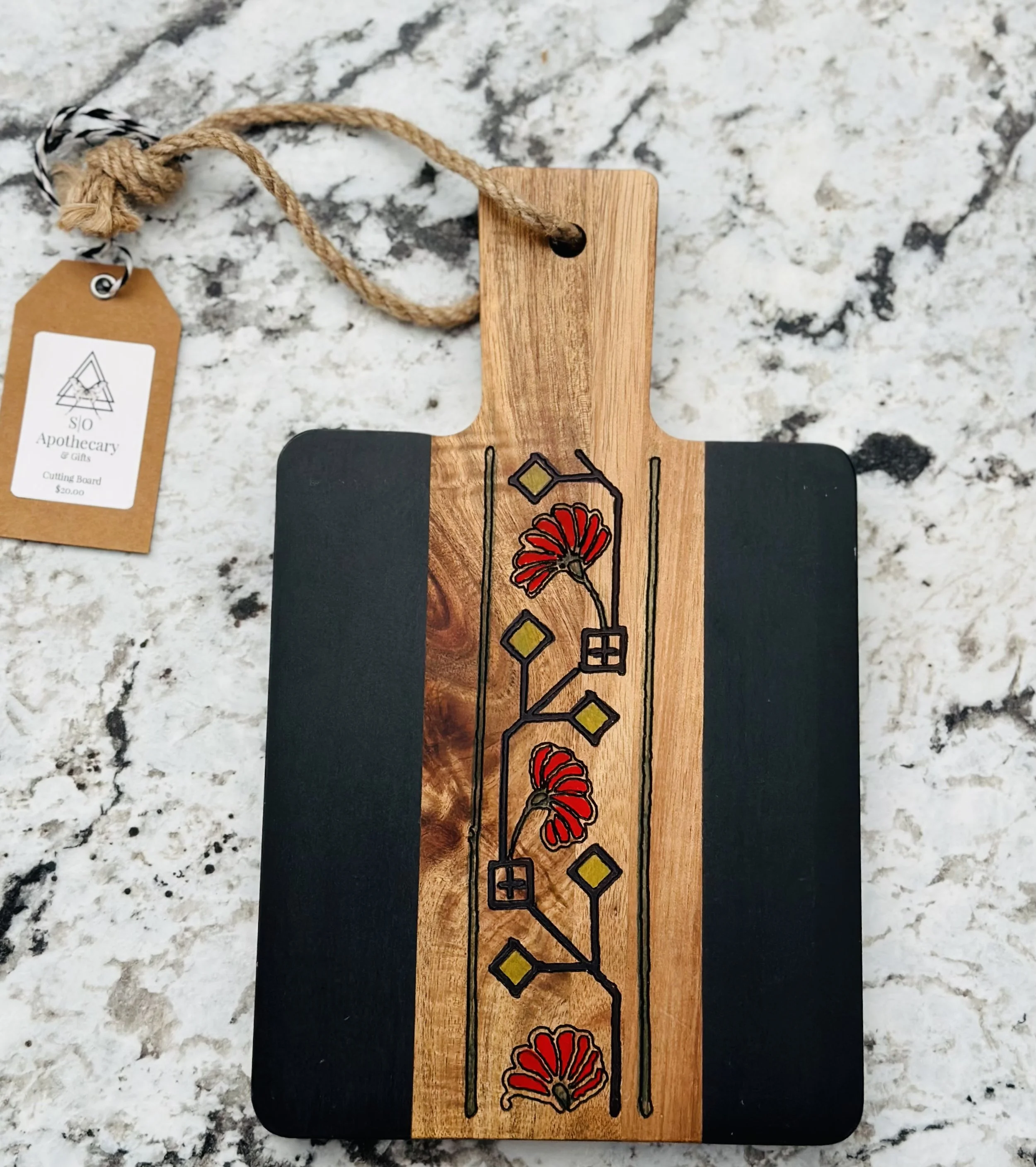 Decorative Small cutting board 2.jpg