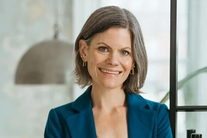 The Ambition Paradox: Why Working Mothers Are Still Expected to Choose (with Dr. Anne Welsh)