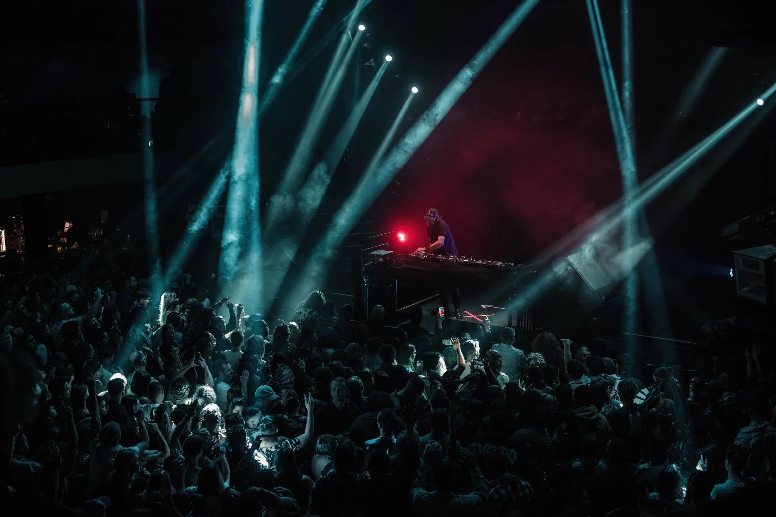 postBenny Bennassi-36--severe-noise.JPG