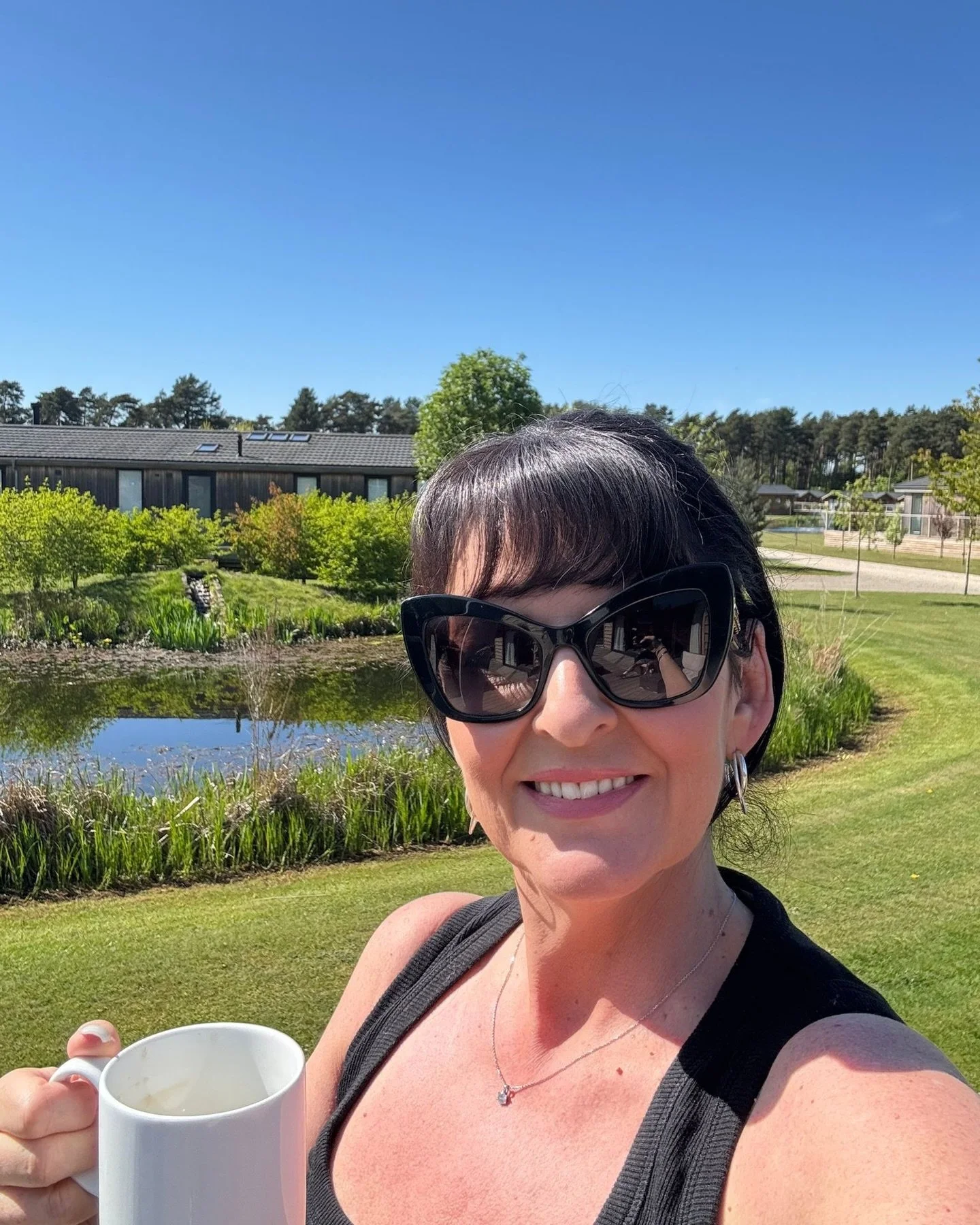 Happy Friday, everyone! Mixing it up this weekend with sunshine, work and relaxation. Hope you&rsquo;re enjoying the beautiful weather ☀️

[KL Slater]