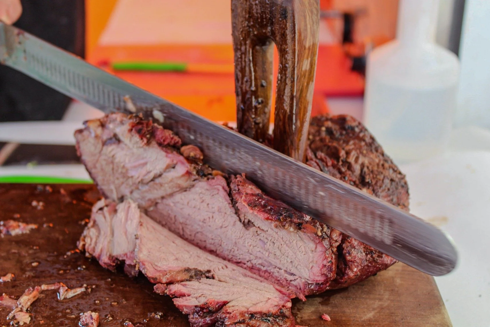 The wonderful Caveman BBQ will be covering for us at Riversdale Beach Golf Club this Friday night. 

His low and slow smoked meats are second to none! Find Bob set up in the Golf Club car park. Dine-in or takeaway back to your bach.