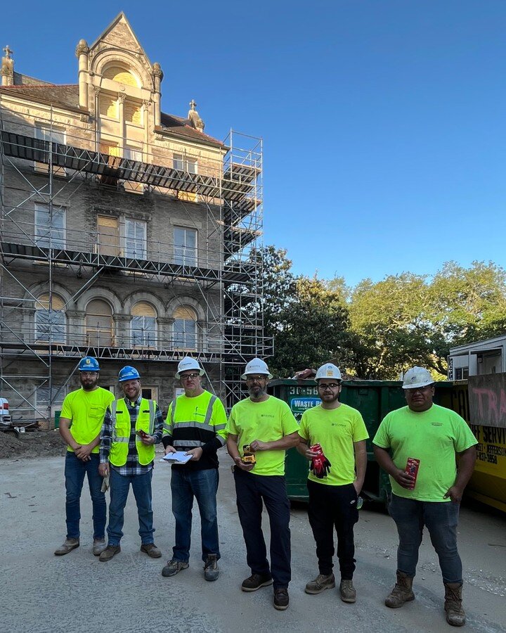Broadmoor's Culture of Safety is a foundational element of our organization, and Safety Week is an opportunity to reengage our commitment to safe practices! 

Daily toolbox talks fostered important conversations and aligned jobsite teams. Fall Protec