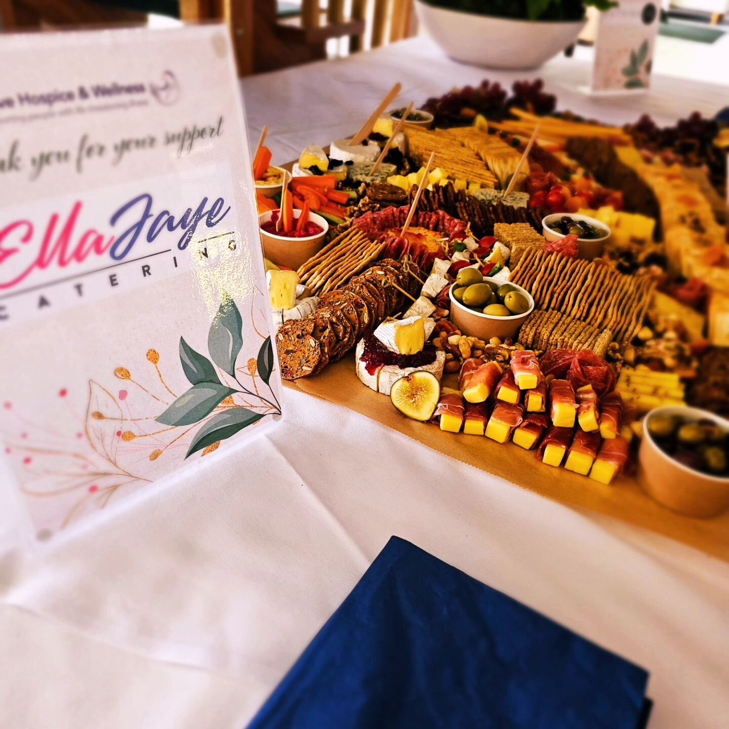 Get-Togethers Just Got Tastier with Ella Jaye&rsquo;s Grazing Tables!

Hey there, foodies! 🍽️ Ready to make your events the talk of the town? Ella Jaye Catering brings you the ultimate grazing tables that are all about that chic, laid-back vibe.

✨ 