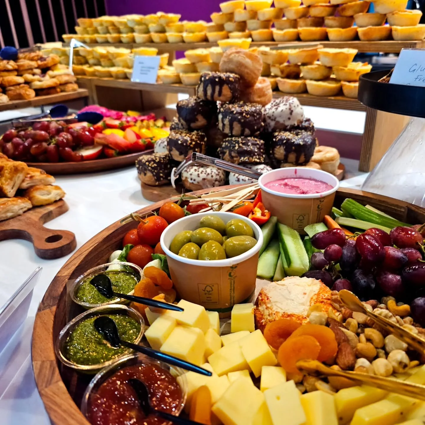 I didn&rsquo;t realise how much I missed doing set ups and events until I got back into them 🤍
The last month has reminded me why I fell in love with catering in the first place.
Can&rsquo;t wait to do more of this and get back into what I truly lov