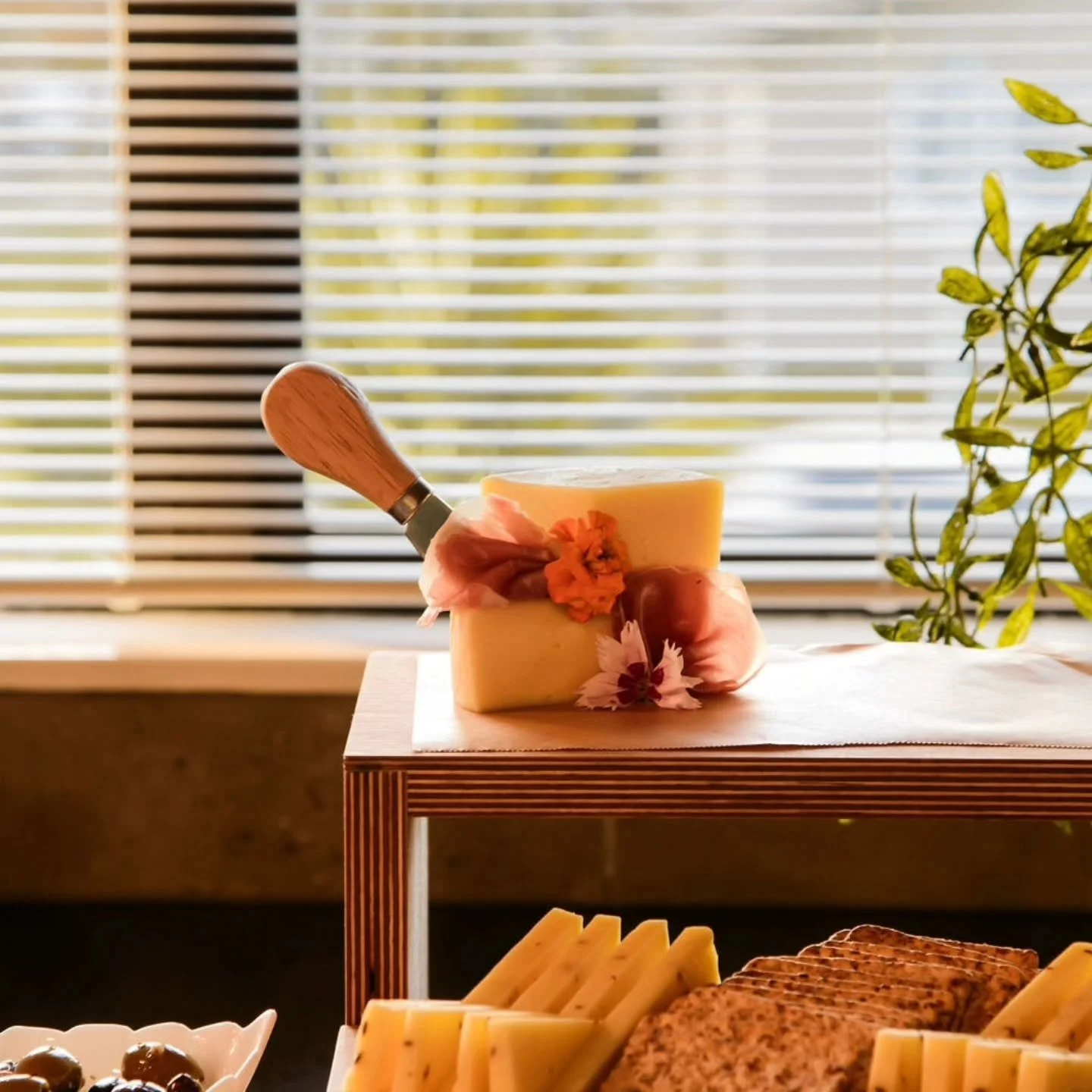 We&rsquo;re refining our focus ✨️

As EJK continues to grow as a corporate catering company, we&rsquo;re adjusting our deli hours to allow more time for production, events and large-scale orders.

🕒 New deli hours:
Monday &ndash; Friday
9:00am &ndas