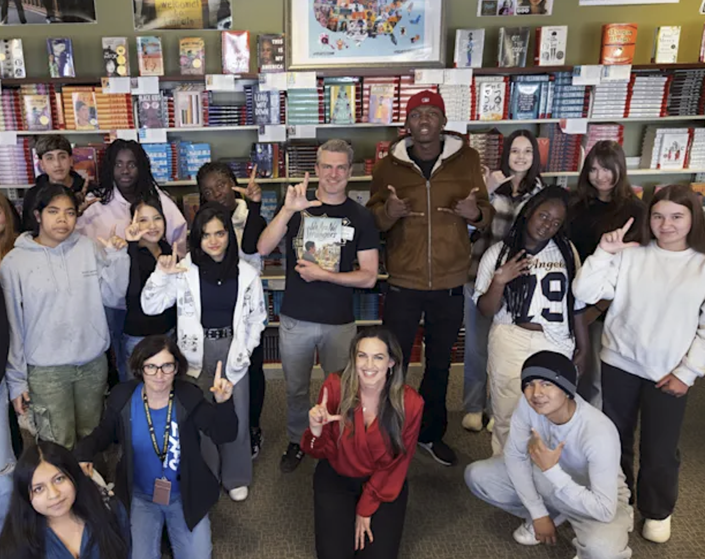 I present at school’s and libraries in the Seattle area and beyond. If you are interested in a class or teaching opportunity, find it here.