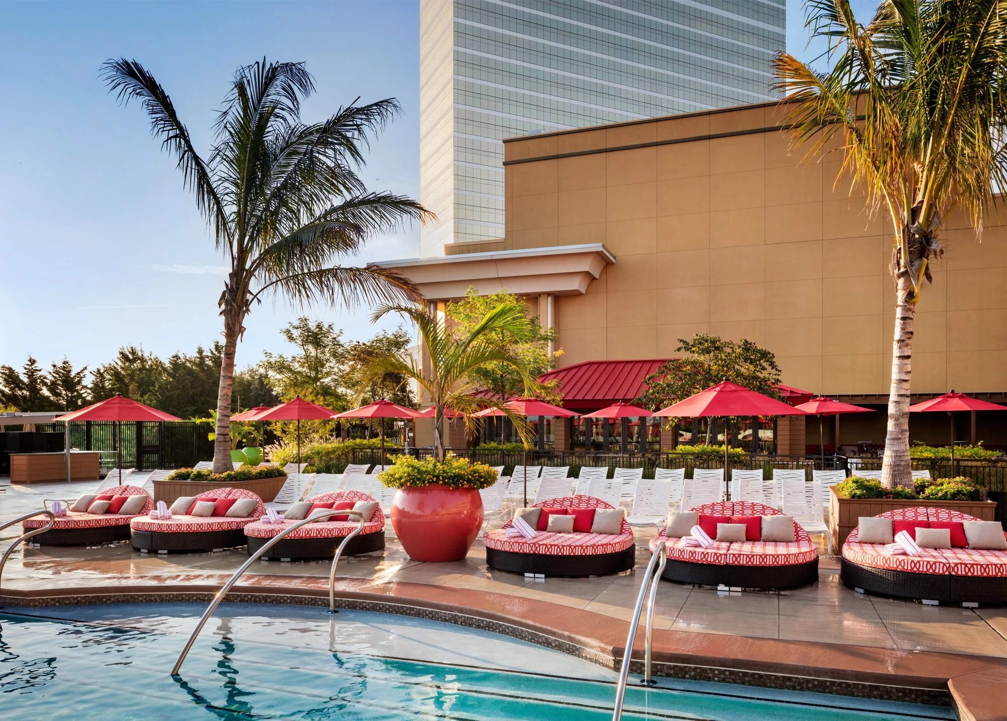 Patio Heaven Borgata Pool Furniture (4).jpg