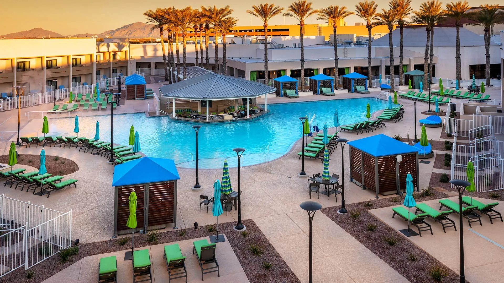 Harrahs Ak Chin Outdoor Pool Furniture Patio 3.jpg