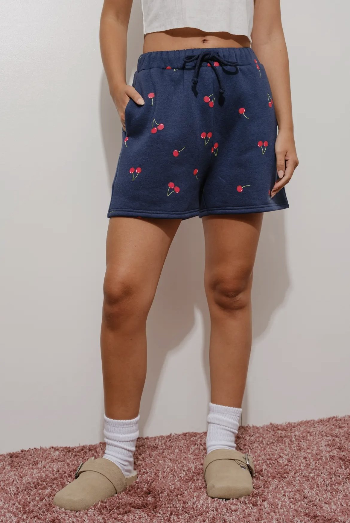 CHERRY PIE SHORTS