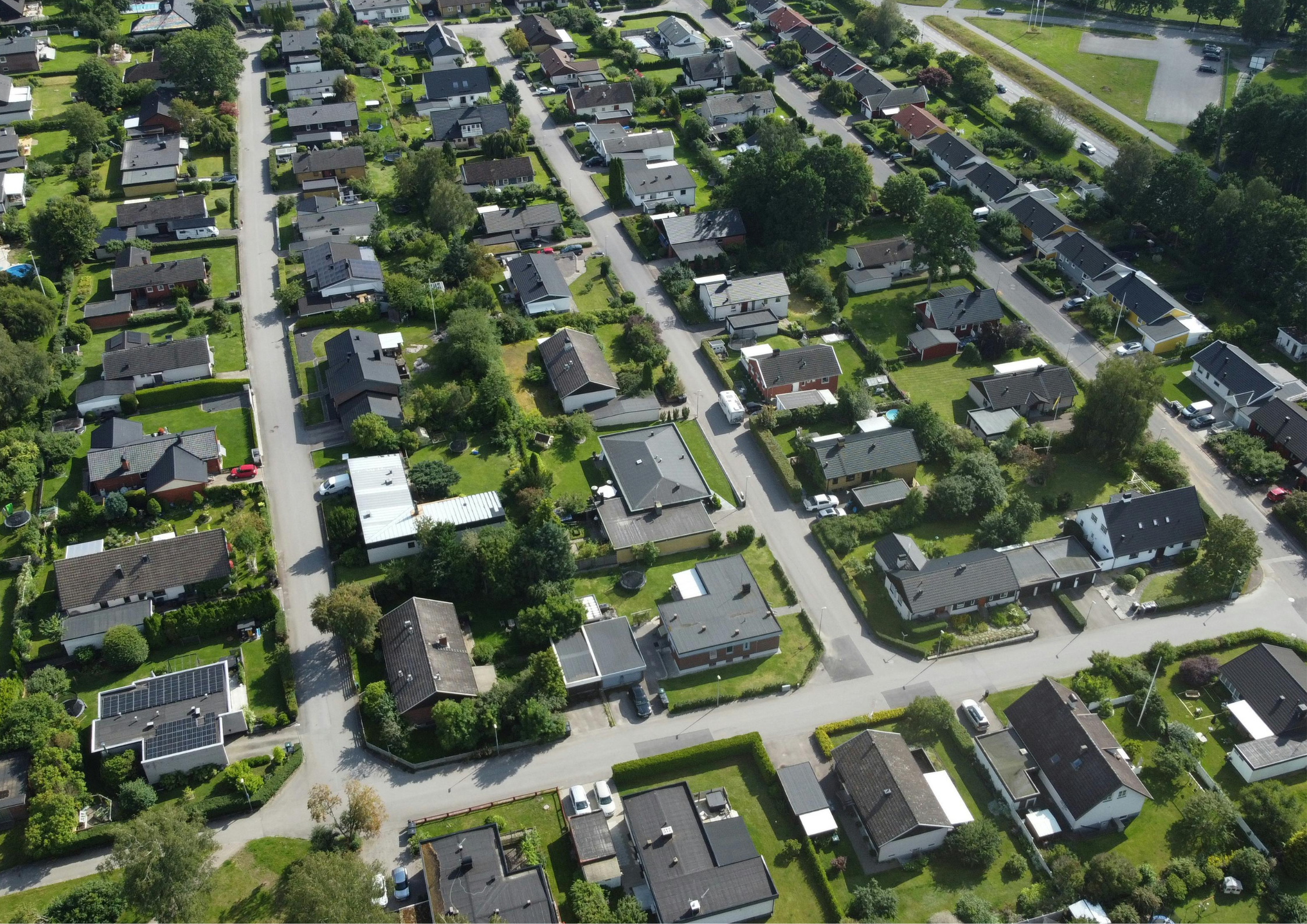 How to Pay Off Your Mortgage in Less Than 15 Years - WealthiU’s Guide