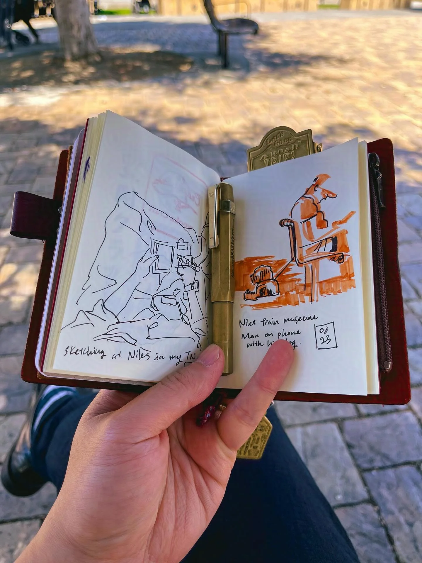 Farmers market, sketching, antique stores and lunch with friends :)

#sketchbook #travelerscompany #kaweco
