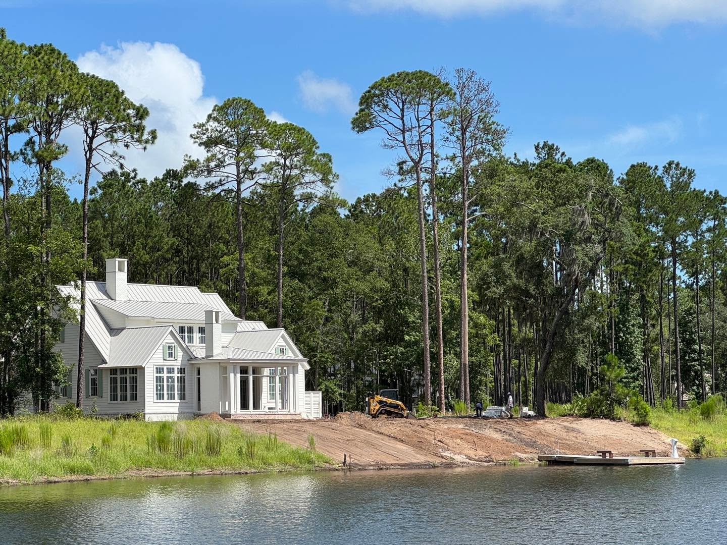 Back yard coming soon for our waterfront cottage project

Builder: richardbestcustomhomes

#palmettobluffarchitect #residentialarchitect #palmettobluffliving #customhom