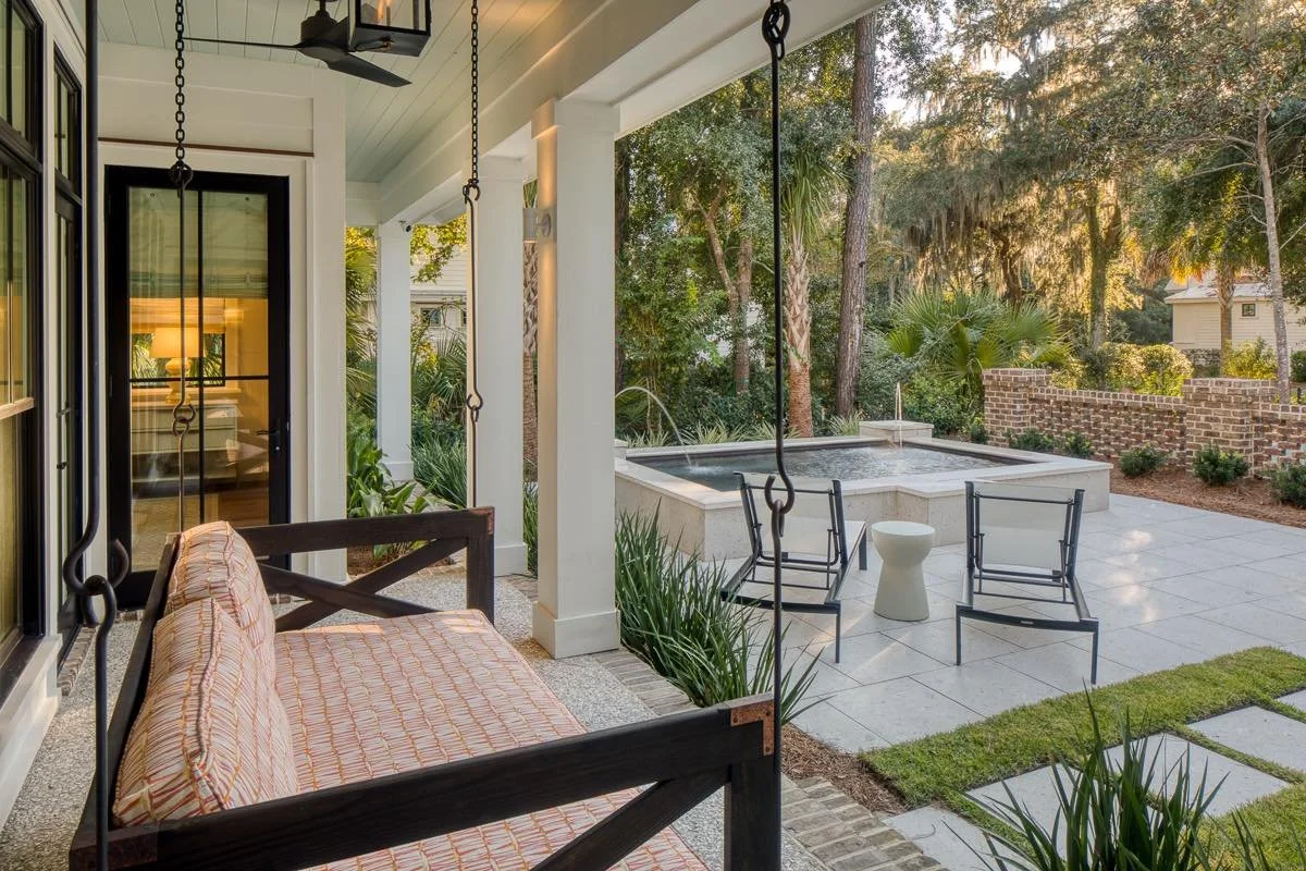 Curating the outdoors to make the most of this town property.

Builder: ashworthconstructiongroup
Landscape architect: michael.small_la
Interior designer: lisaewhitley

#blufftonarchitect #residentialarchitect