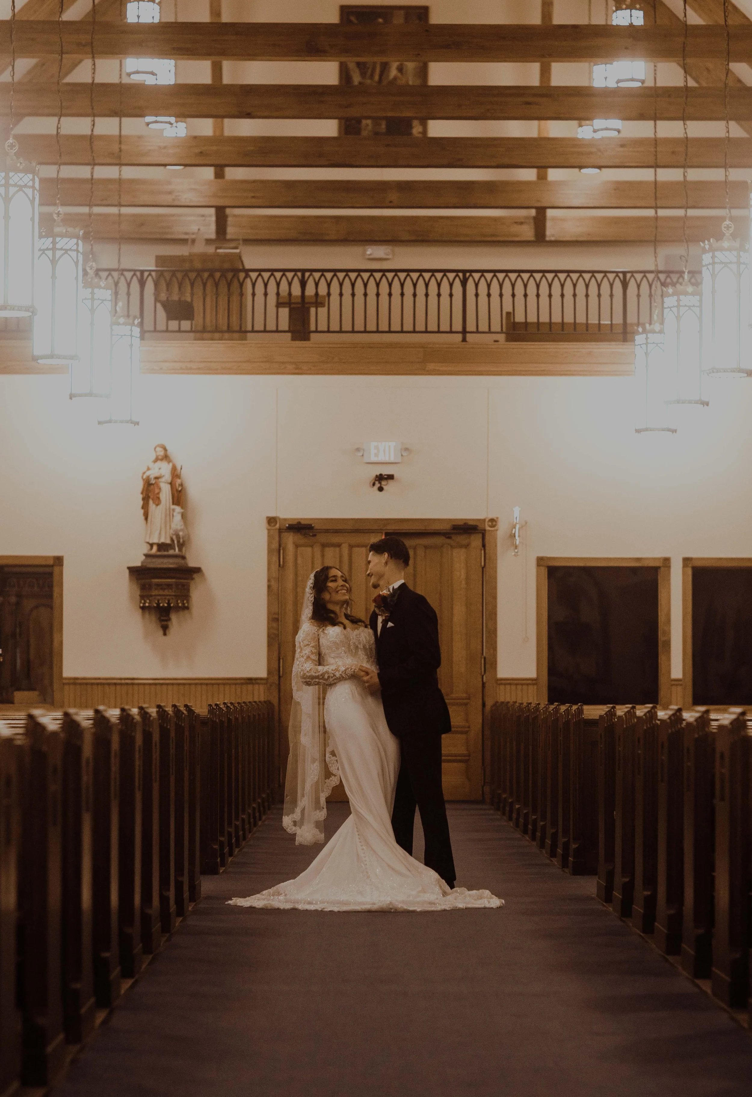 Wedding photography by Katy Anne Photography, a professional wedding photographer serving Wichita, KS, Topeka, KS, Manhattan, KS, Lawrence, KS, and Kansas City, MO. Featuring timeless, true-to-color images with natural light, authentic emotion, and r