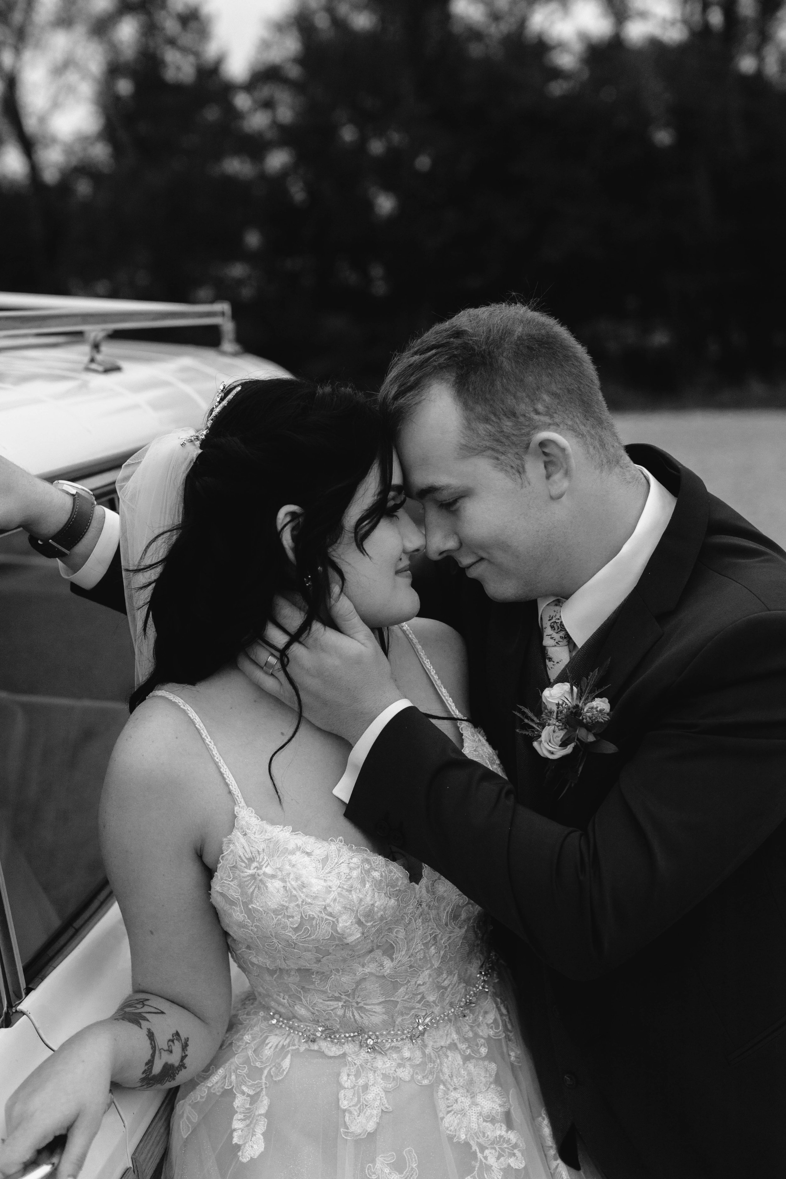 Wedding photography by Katy Anne Photography, a professional wedding photographer serving Wichita, KS, Topeka, KS, Manhattan, KS, Lawrence, KS, and Kansas City, MO. Featuring timeless, true-to-color images with natural light, authentic emotion, and r