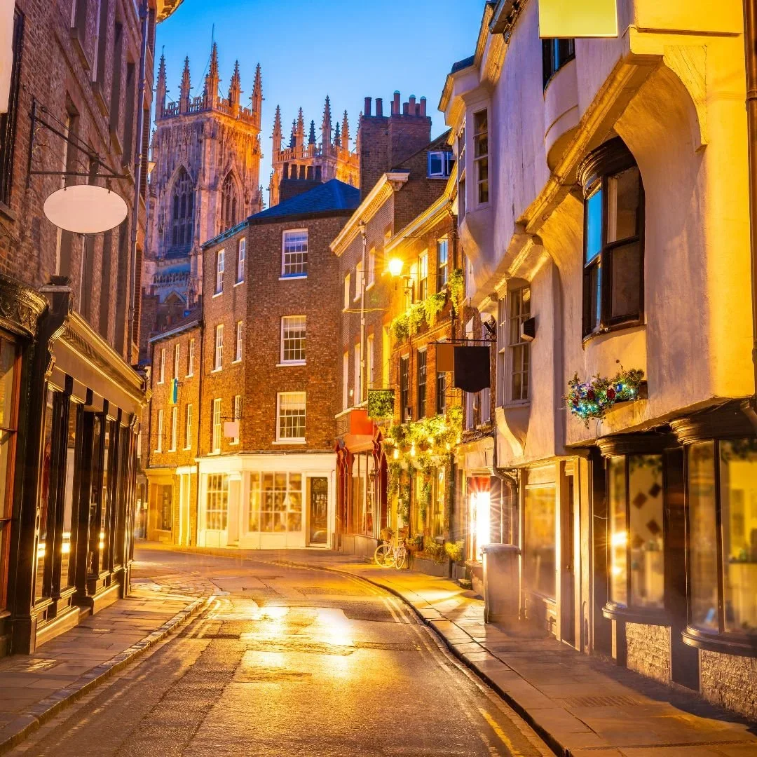 WALK THE WALLS [historic kingdom]