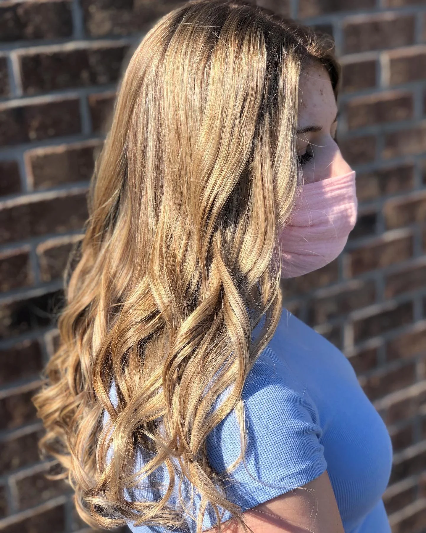 Bright&amp;Blonde 
#rochesterny #rochesterhairstylist #hairinspo #hairgoals #blondehair